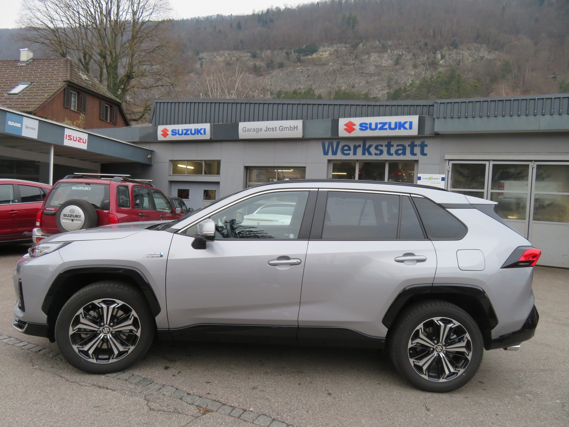 SUZUKI Across 2.5 Plug-in-Hybrid Compact Top E-CVT-showroom-element-1
