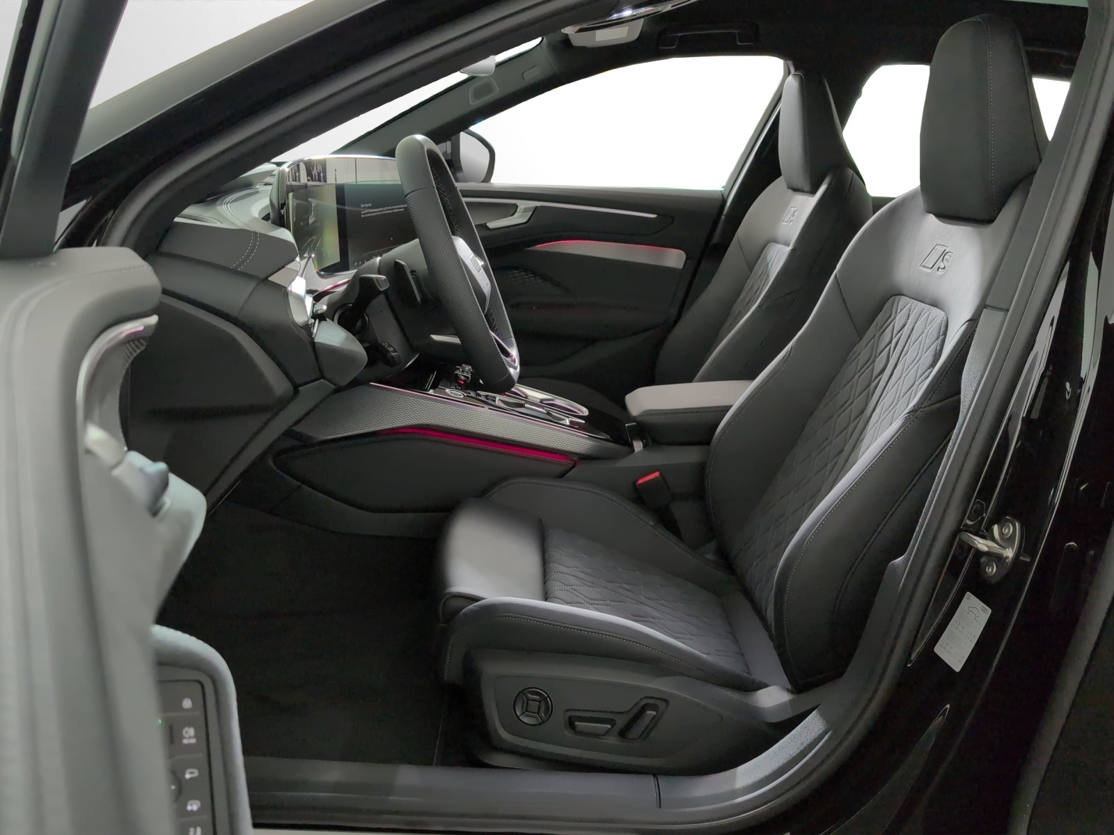 AUDI A6 Avant TFSI quattro 270 kW S tronic-image-5