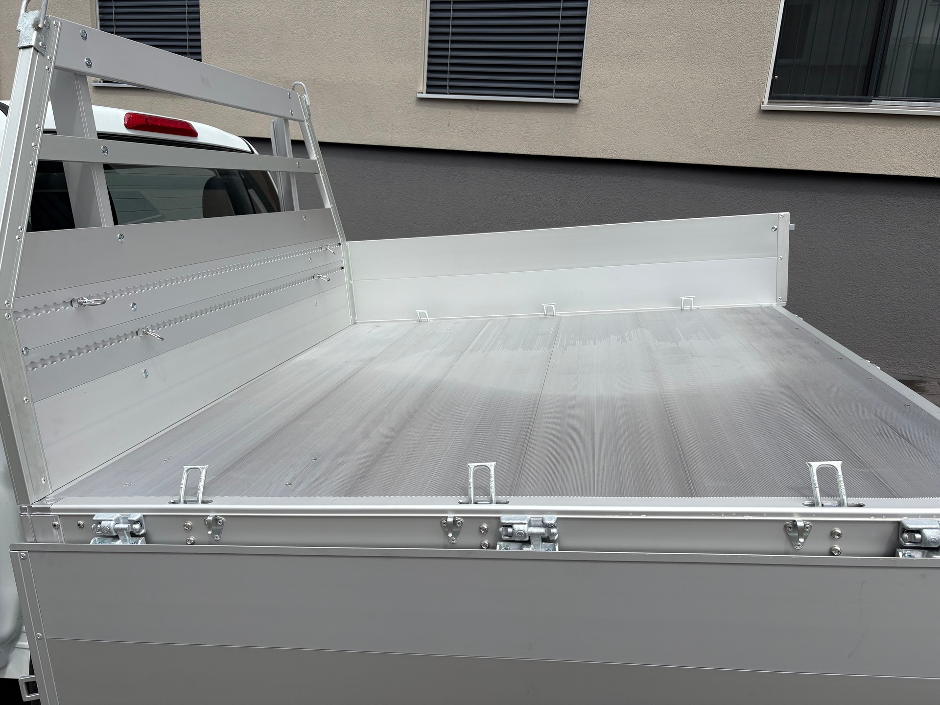 ISUZU D-MAX 1.9 CrewCab N60BB+ 4x4-image-4