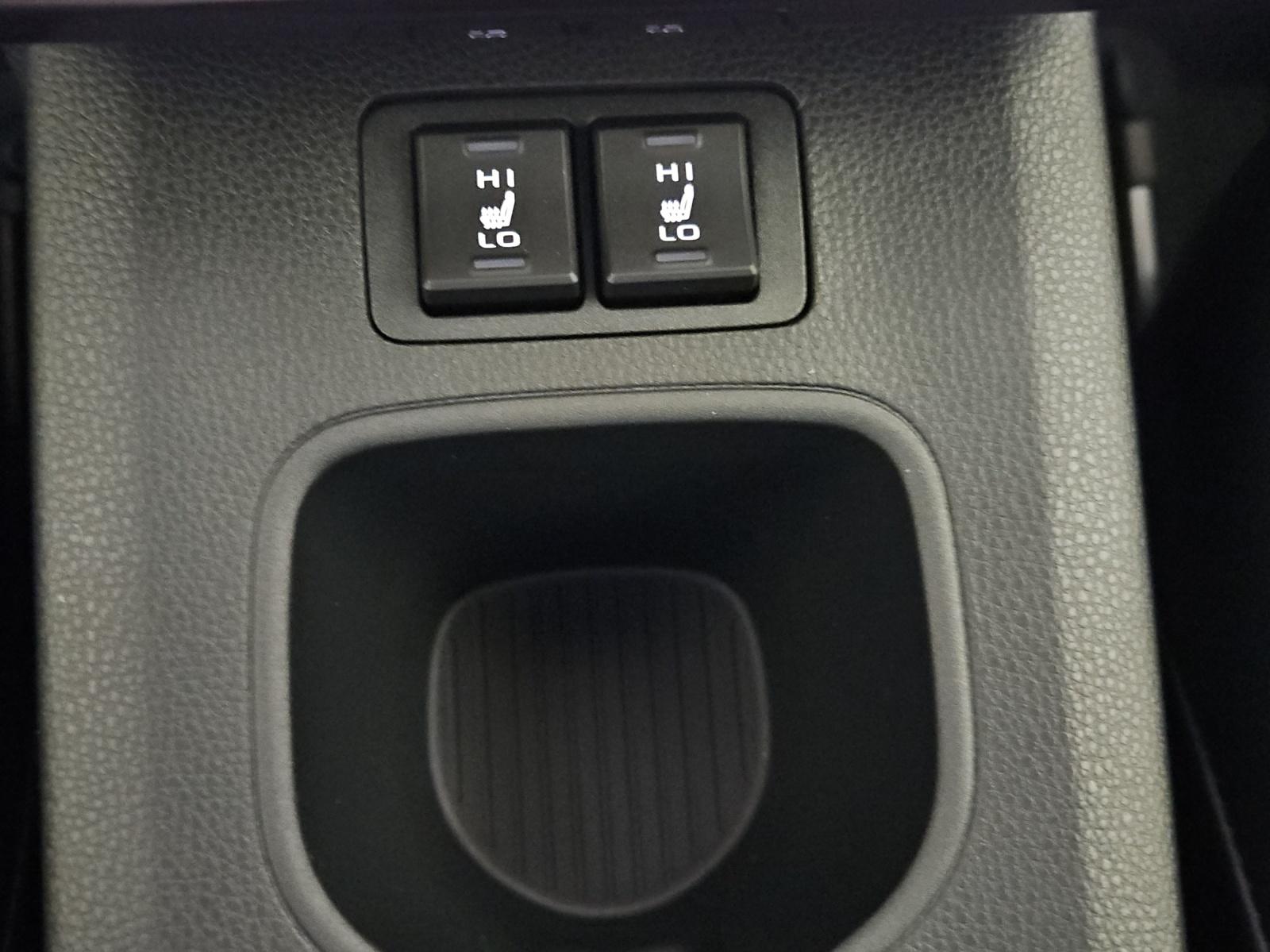 TOYOTA Corolla Cross 2.0 HSD Premium AWD-i-image-18
