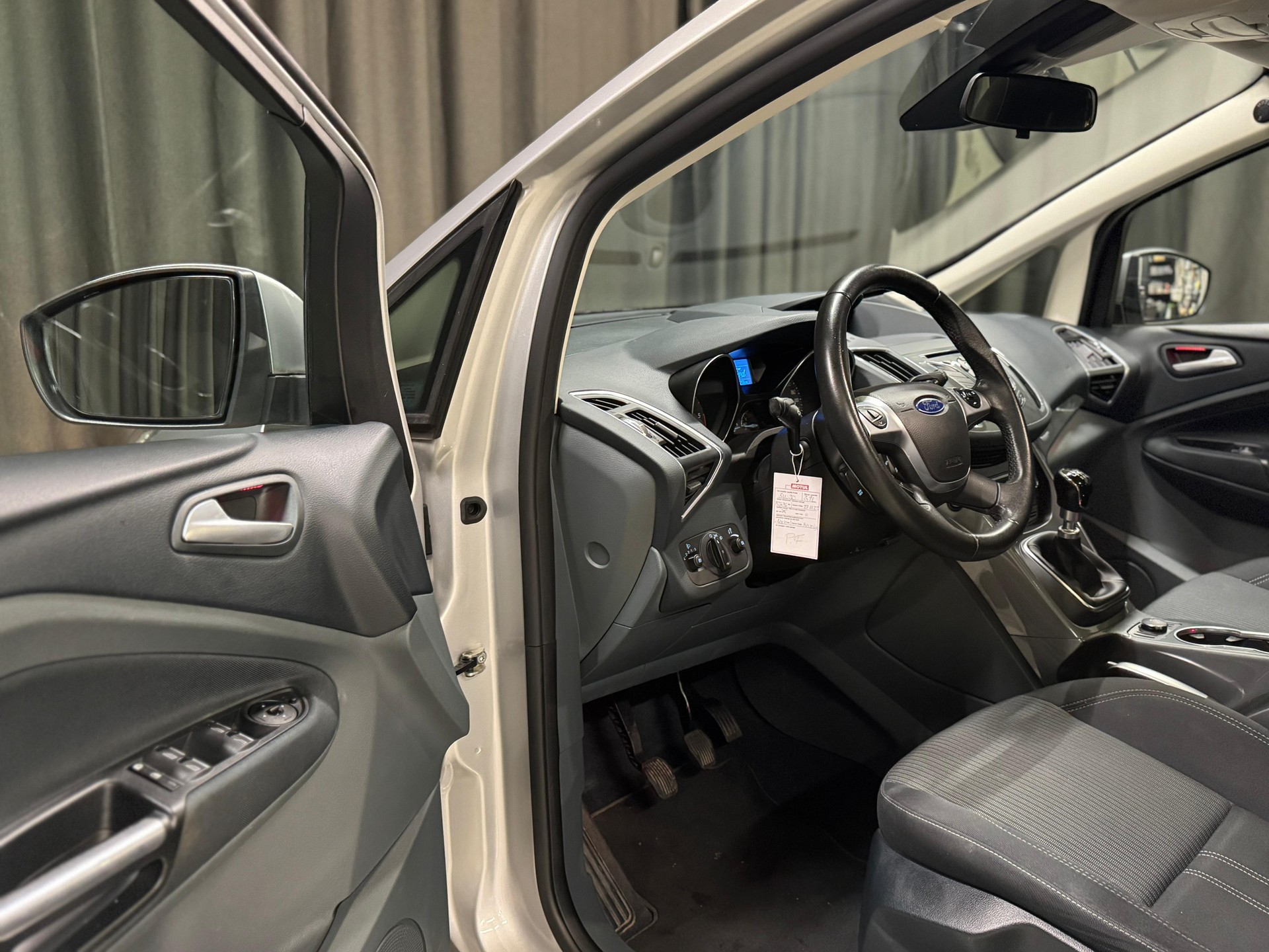 FORD C- MAX 1.6 TDCi-image-9