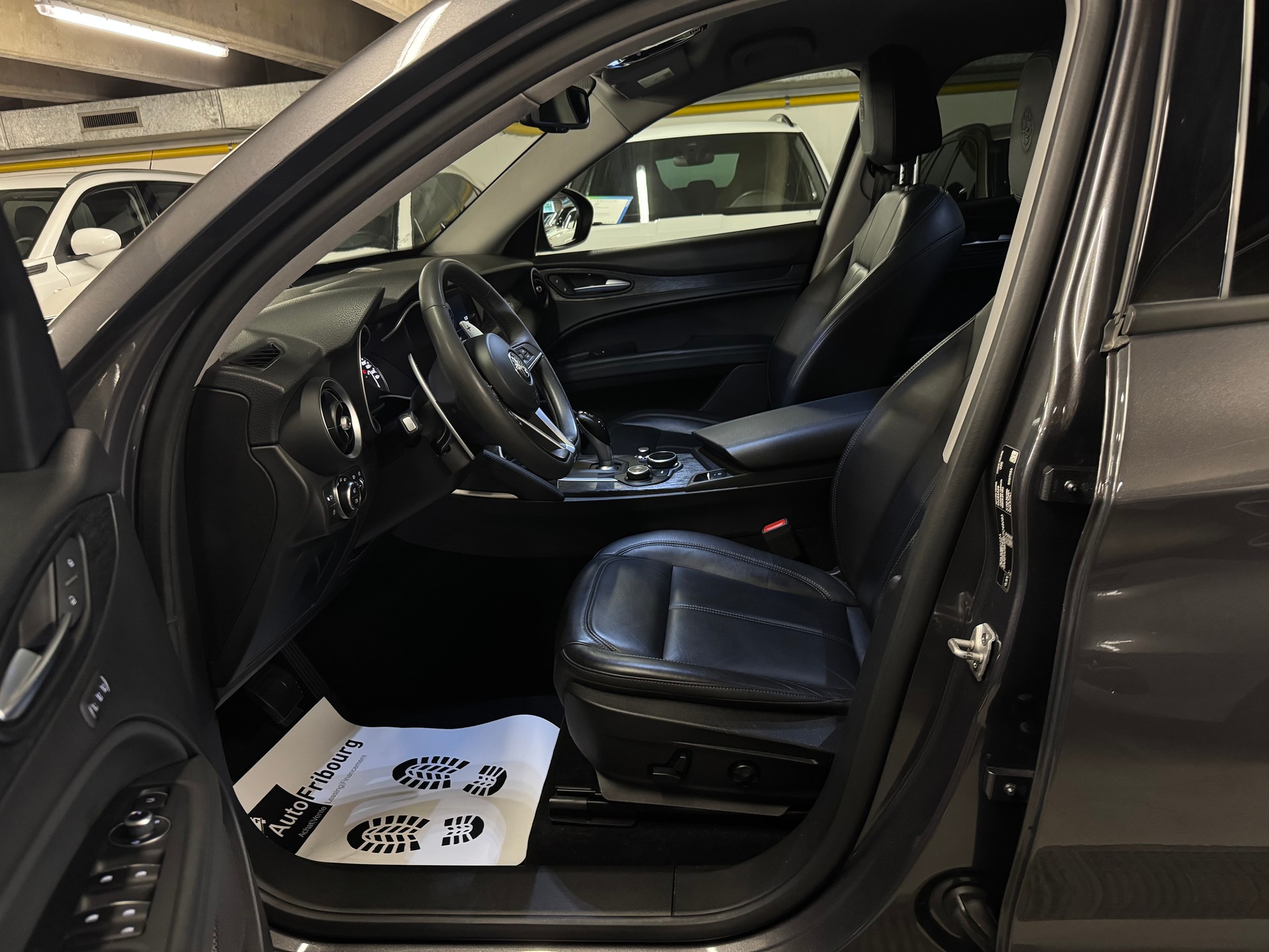 ALFA ROMEO Stelvio 2.2 JTDM Super Q4 Automatic-image-3