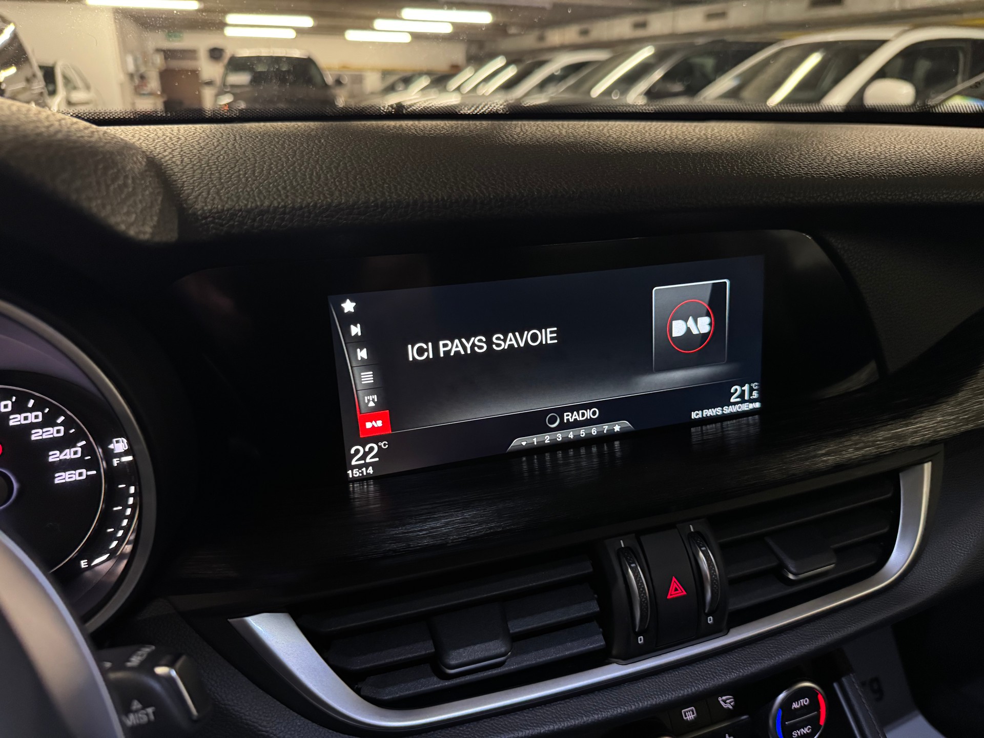 ALFA ROMEO Stelvio 2.2 JTDM Super Q4 Automatic-image-5
