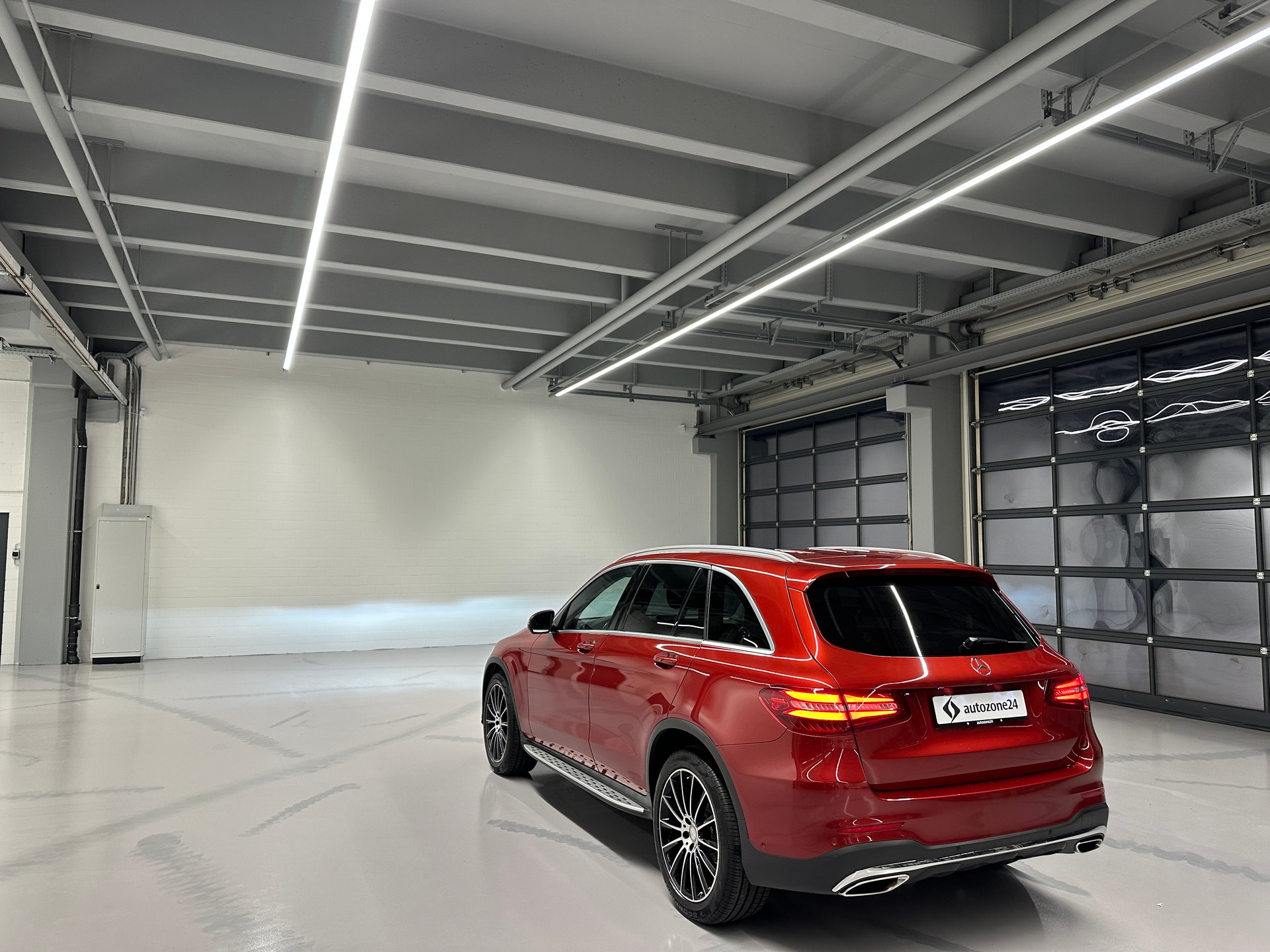 MERCEDES-BENZ GLC 250 AMG Line 4m *CH-Auto*Frisch ab MFK u. Service*1.Hand*Lückenlose Servicehistorie*-image-5