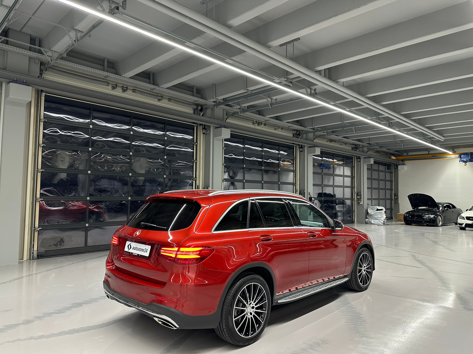 MERCEDES-BENZ GLC 250 AMG Line 4m *CH-Auto*Frisch ab MFK u. Service*1.Hand*Lückenlose Servicehistorie*-image-8
