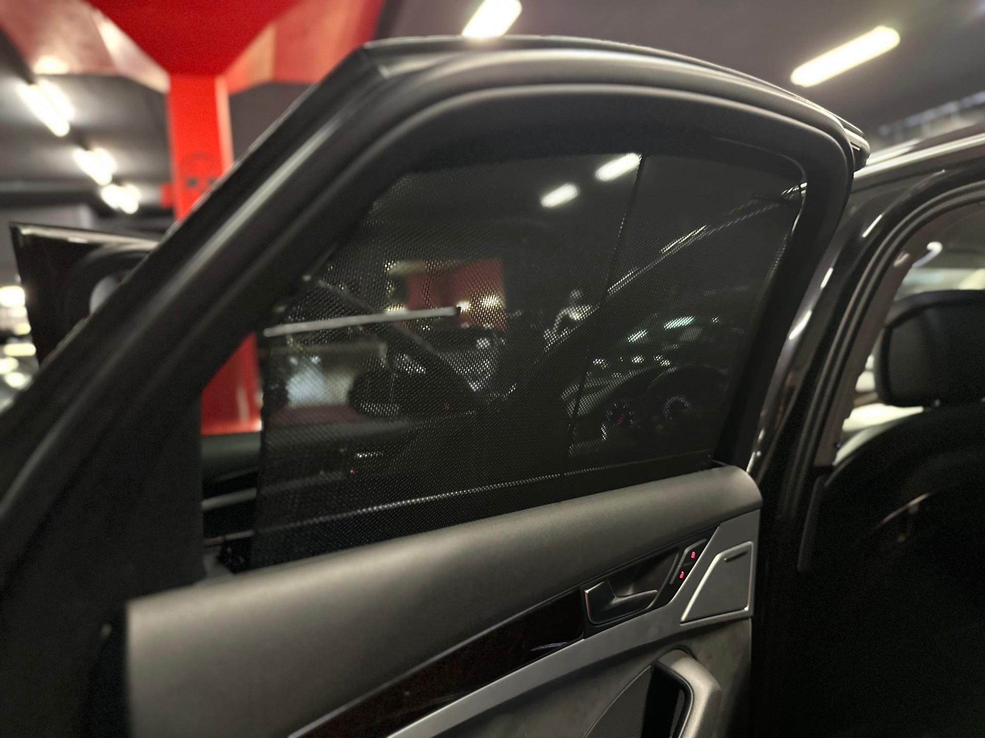AUDI A8 3.0 TDI quattro tiptronic / Audi Exclusive-image-22
