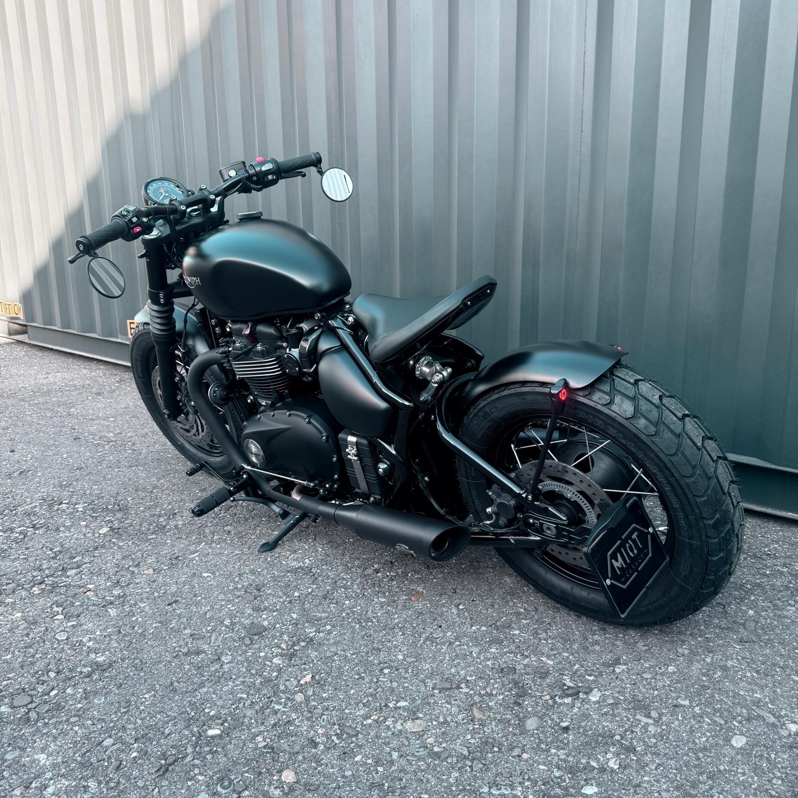 TRIUMPH Bonneville 1200 Bobber-image-6