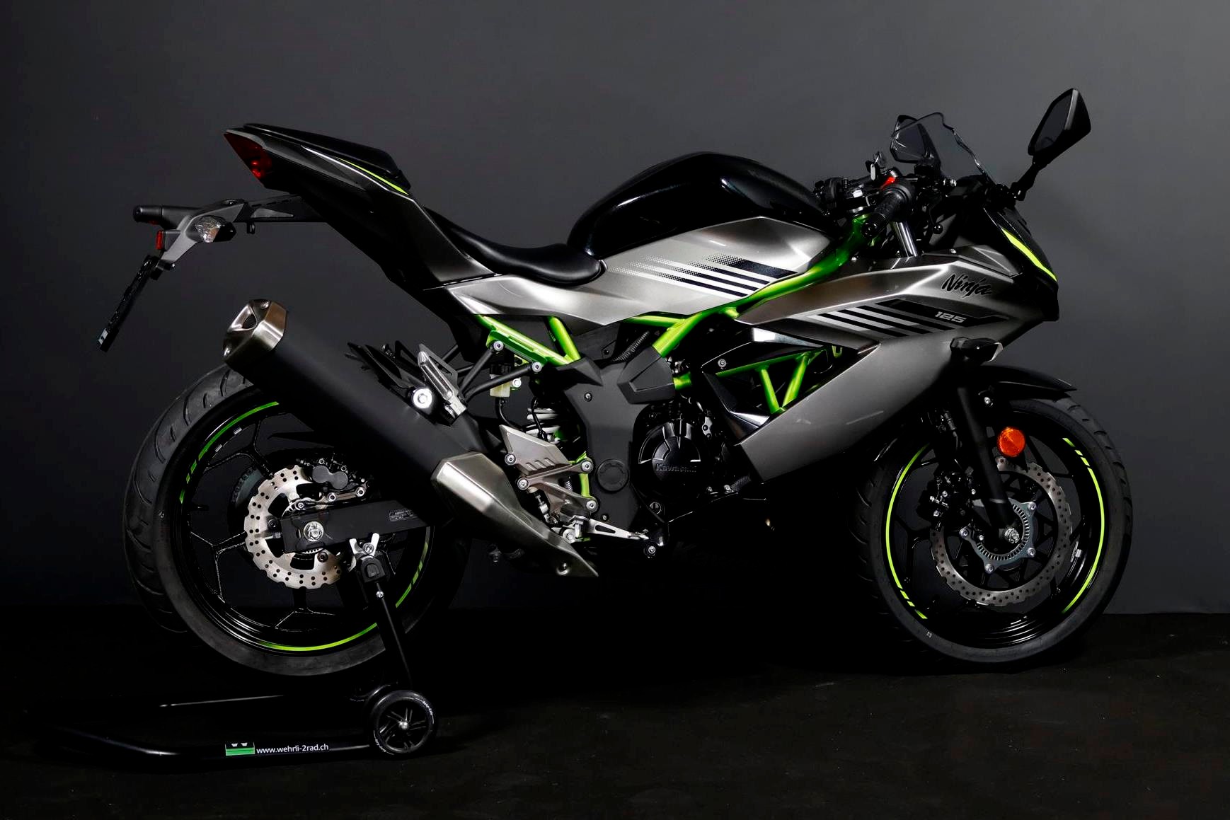 KAWASAKI Ninja 125 SE-image-9