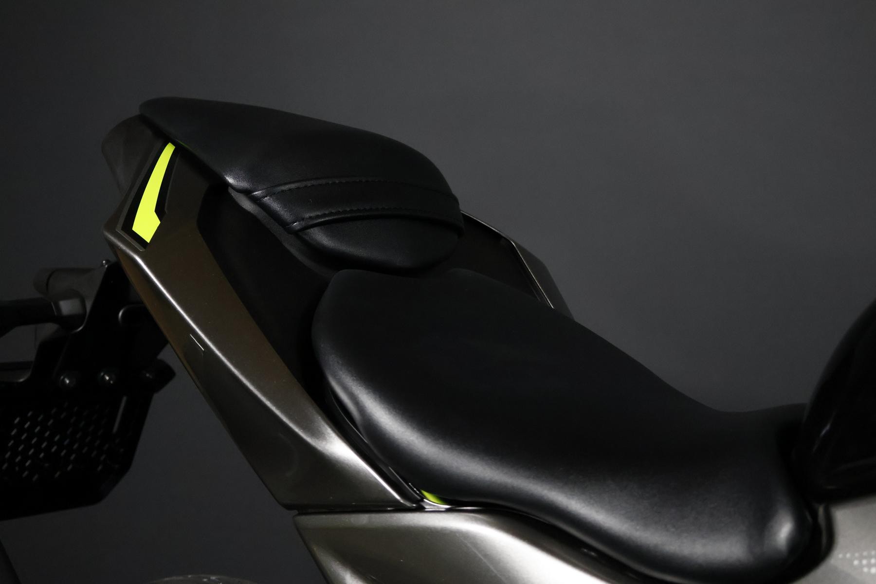 KAWASAKI Ninja 125 SE-image-5