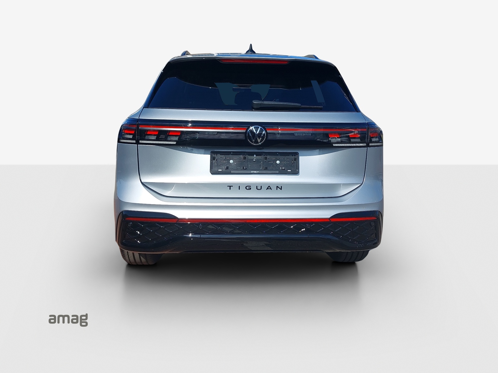 VW Tiguan 2.0 TSI DSG R-Line 4Motion-showroom-element-3