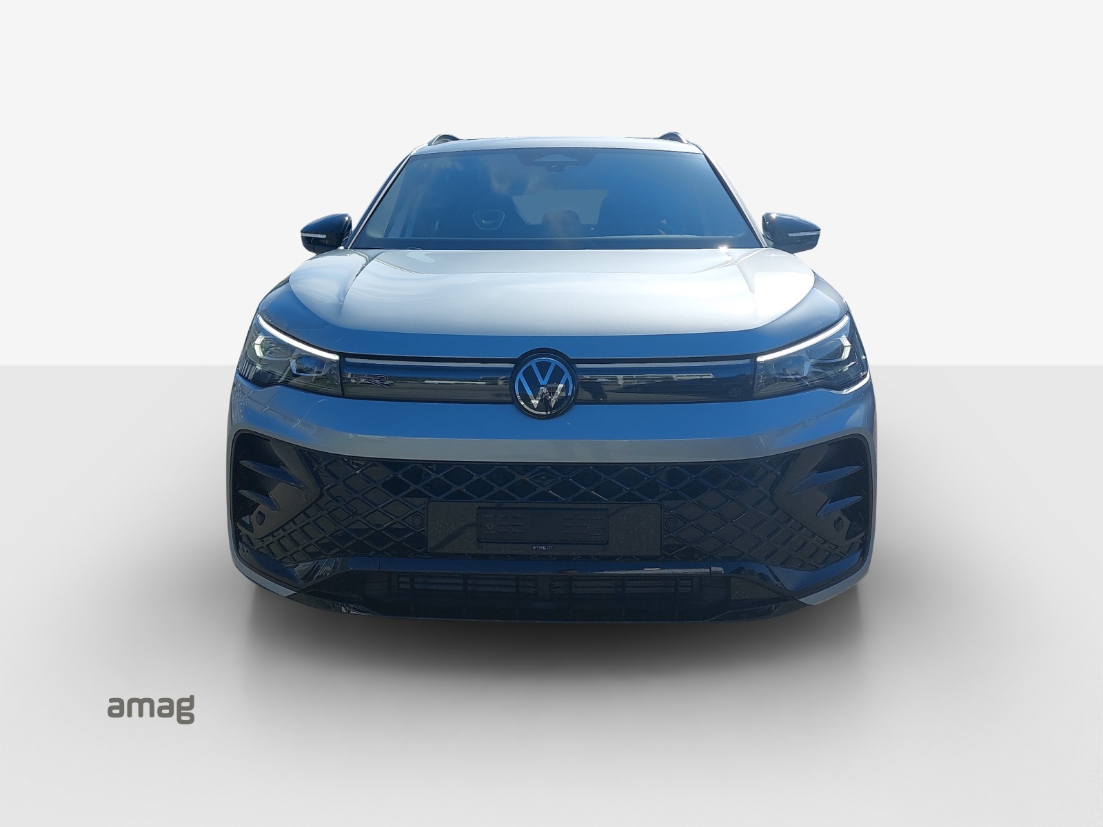 VW Tiguan 2.0 TSI DSG R-Line 4Motion-image-6
