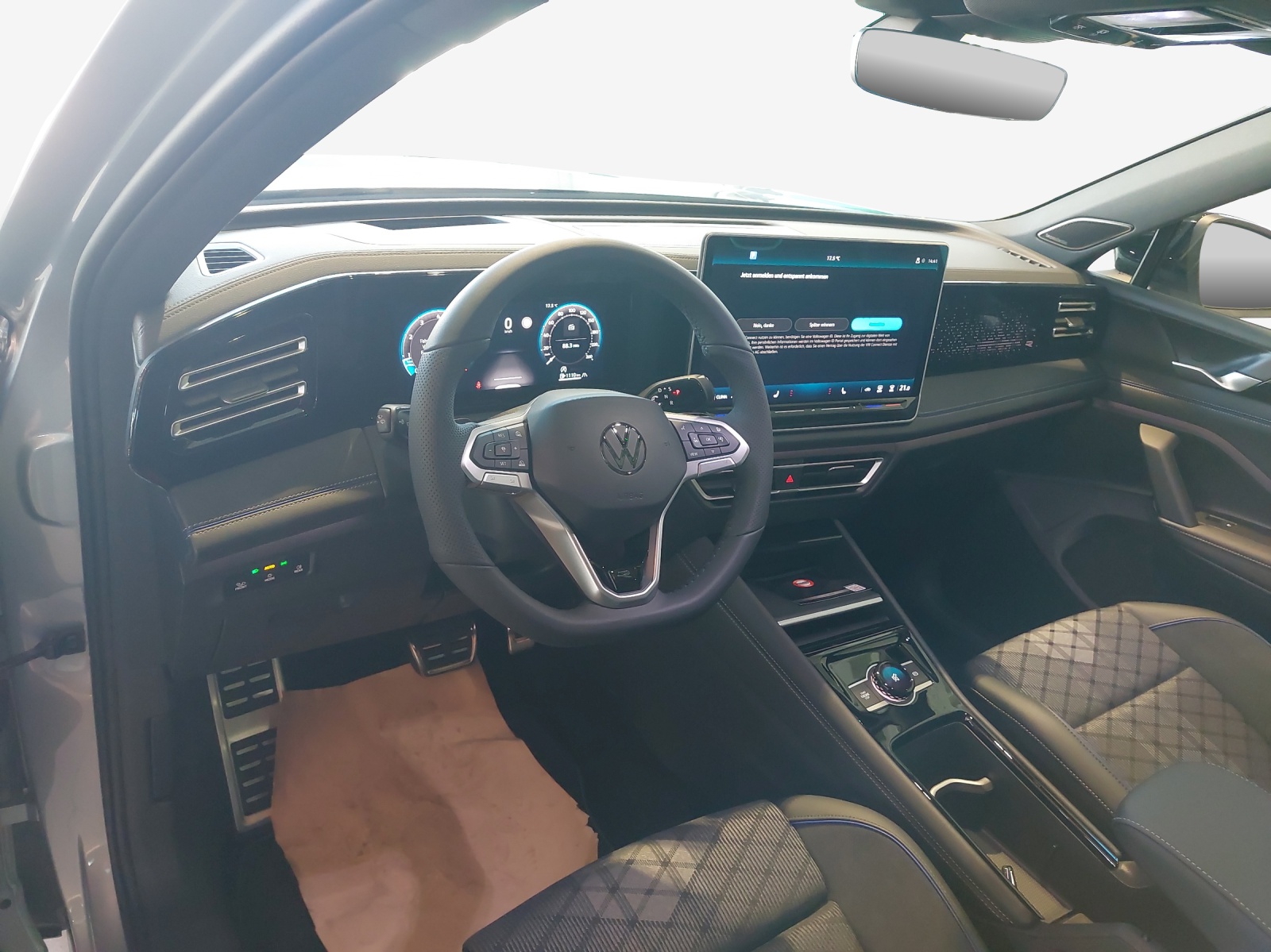 VW Tiguan 2.0 TSI DSG R-Line 4Motion-image-9