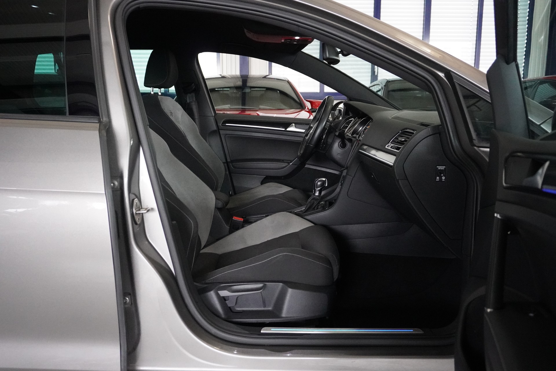 VW Golf 2.0 TSI R 4Motion DSG ABT 360 PS-image-11