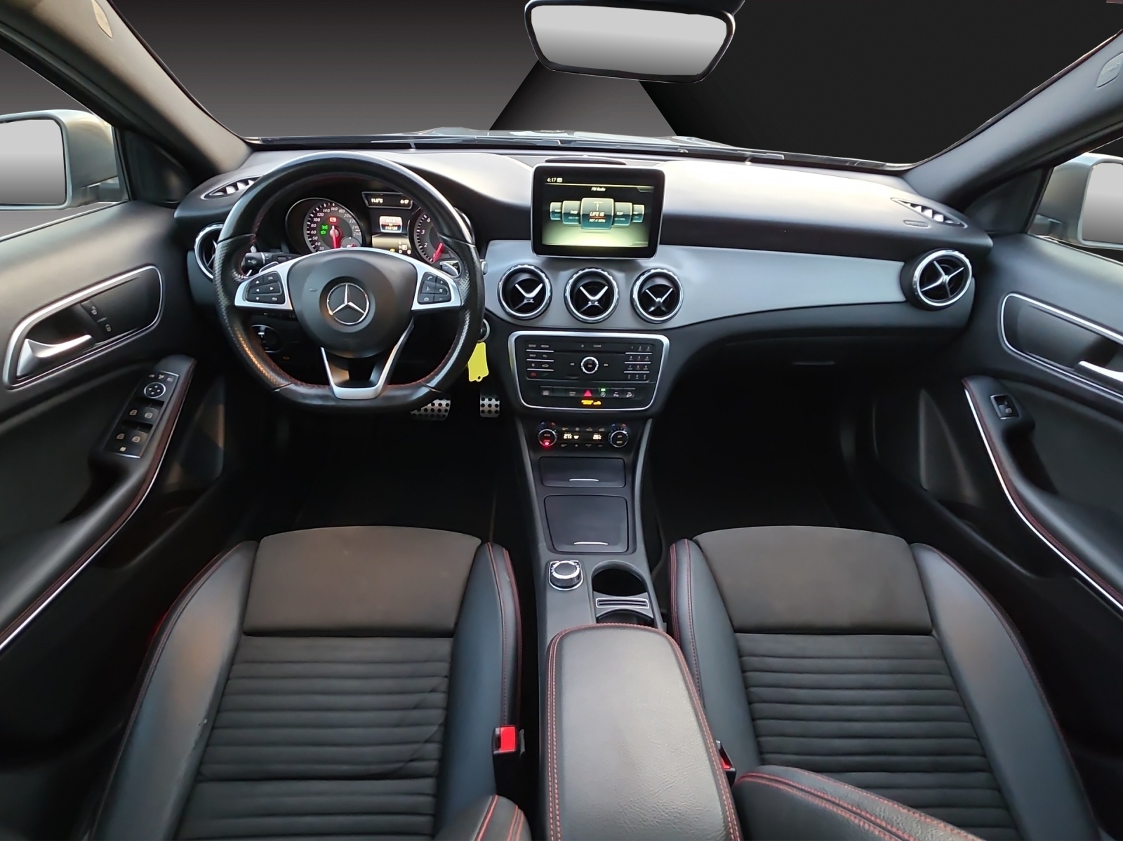 MERCEDES-BENZ GLA 250 AMG Line 4Matic 7G-DCT-image-9