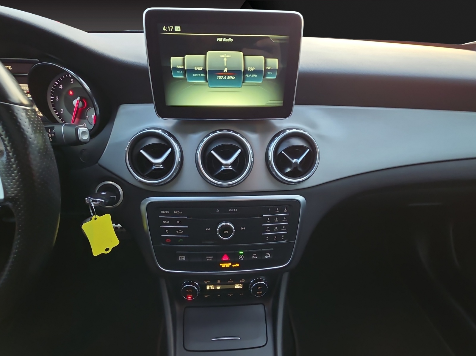MERCEDES-BENZ GLA 250 AMG Line 4Matic 7G-DCT-image-10