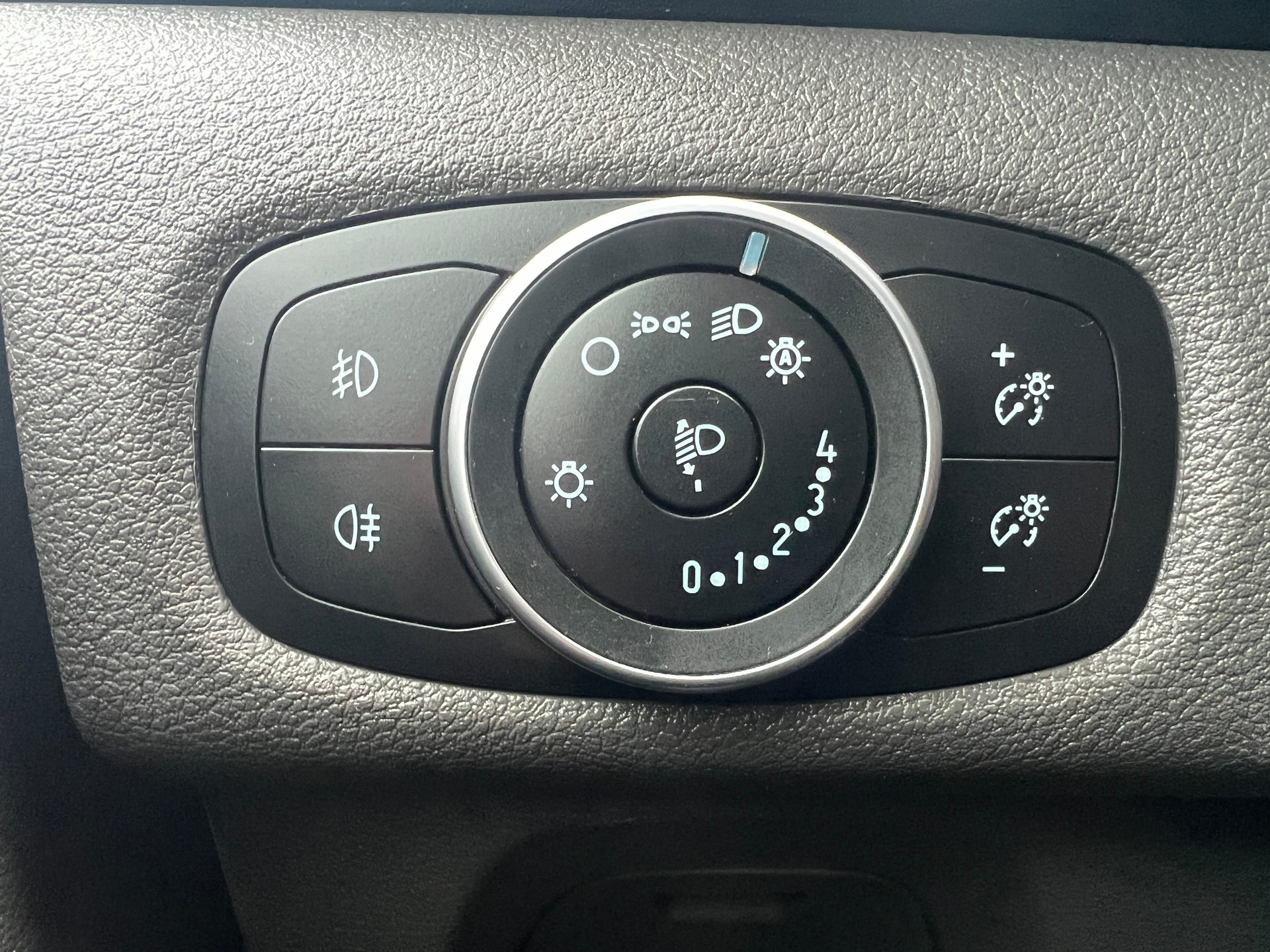 FORD Transit Custom Van 320 L1H1 Trend-image-16