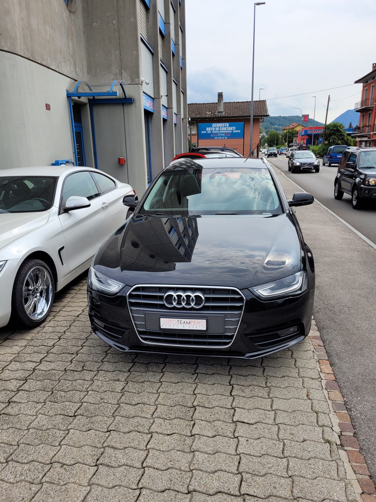 AUDI A4 Avant 2.0 TDI Attraction multitronic-image-1