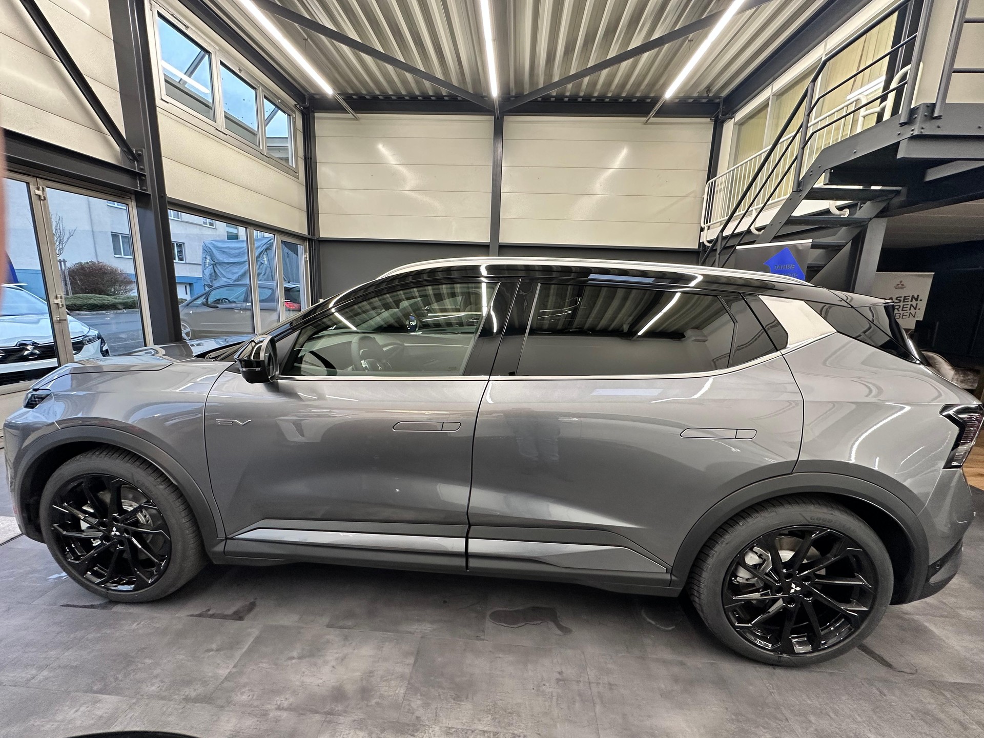 MITSUBISHI Eclipse Cross Instyle-showroom-element-1