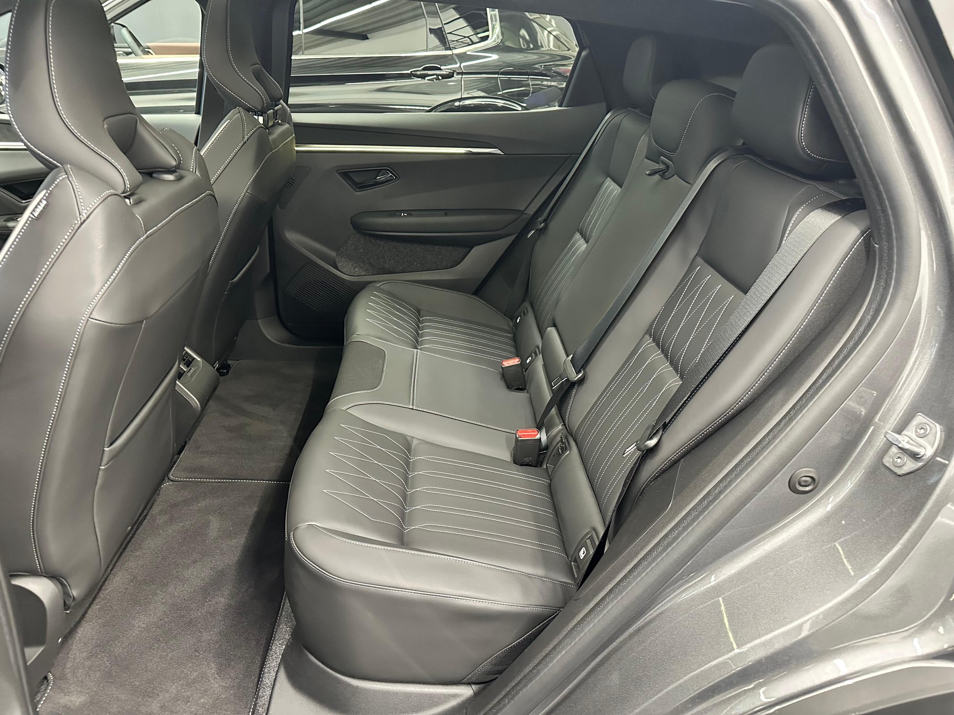 MITSUBISHI Eclipse Cross Instyle-image-12