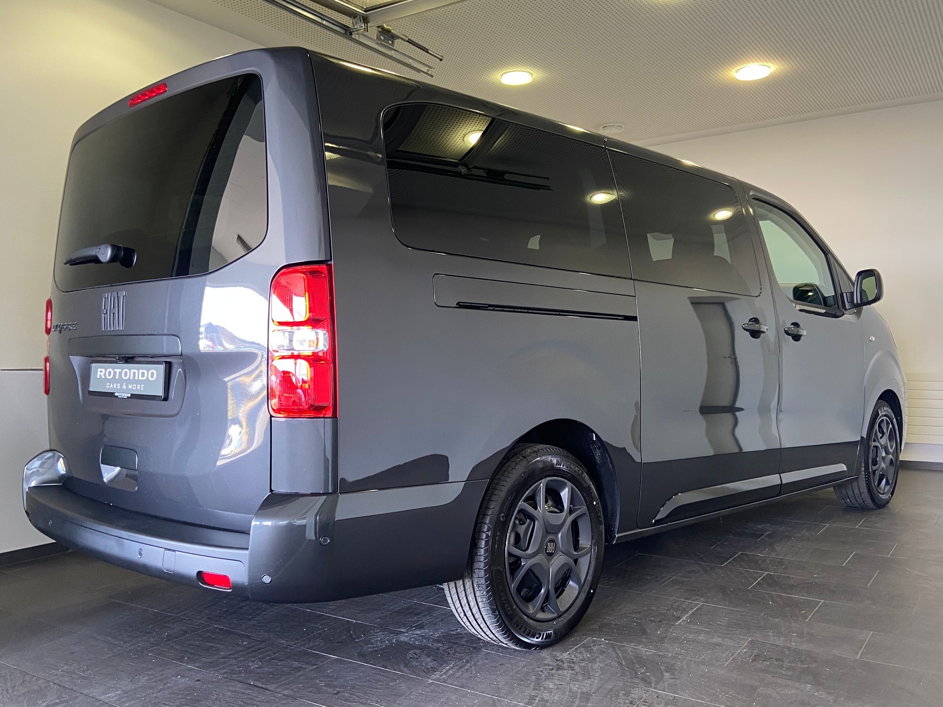 FIAT Ulysse XL 2.2 JTD Business L3 8-Plätze-showroom-element-2