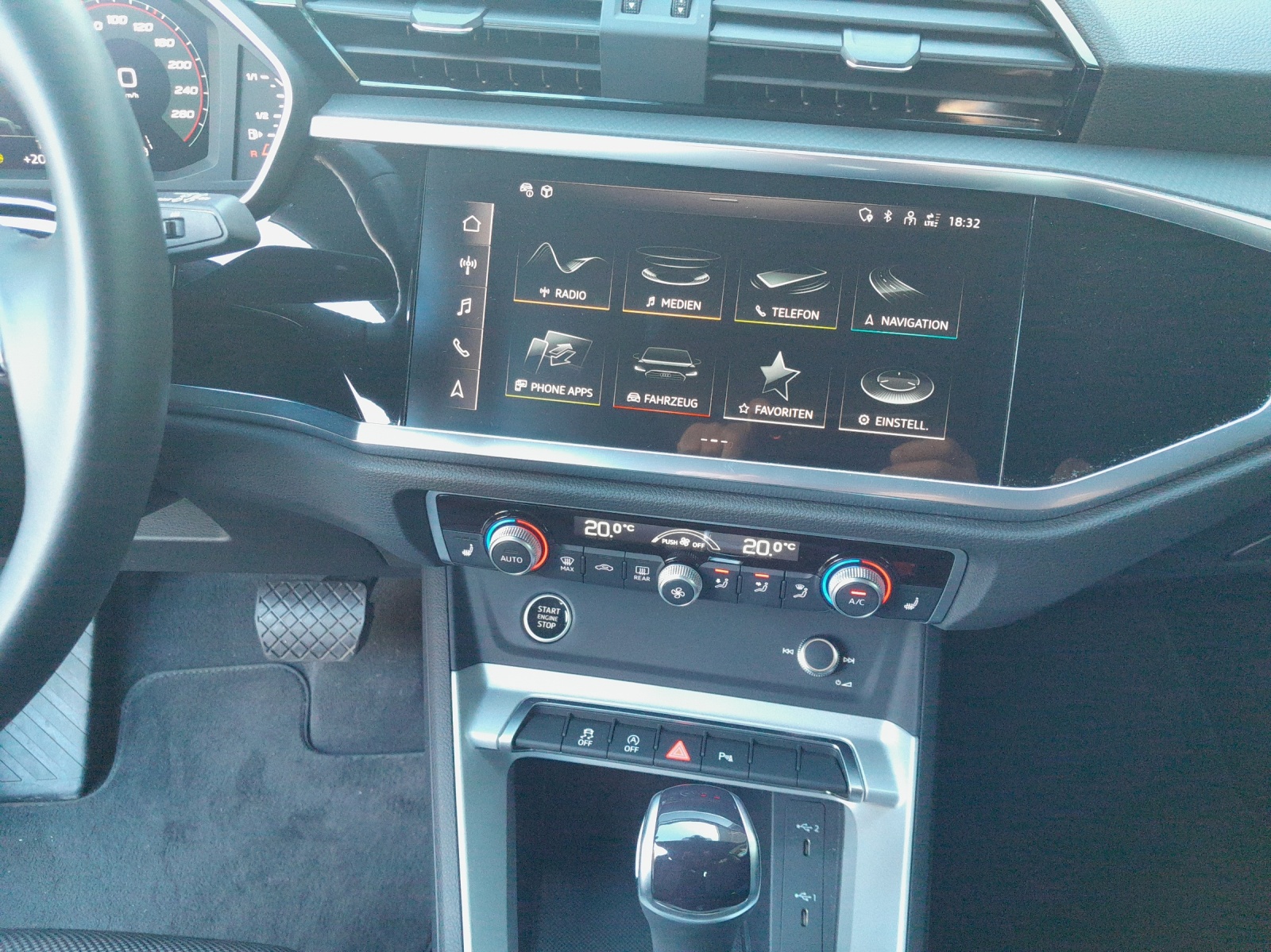 AUDI Q3 35 TFSI advanced Attraction S-tronic-image-10