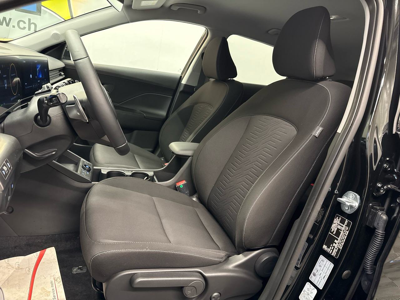 HYUNDAI Kona EV 65.4 kWh Black Line-image-3
