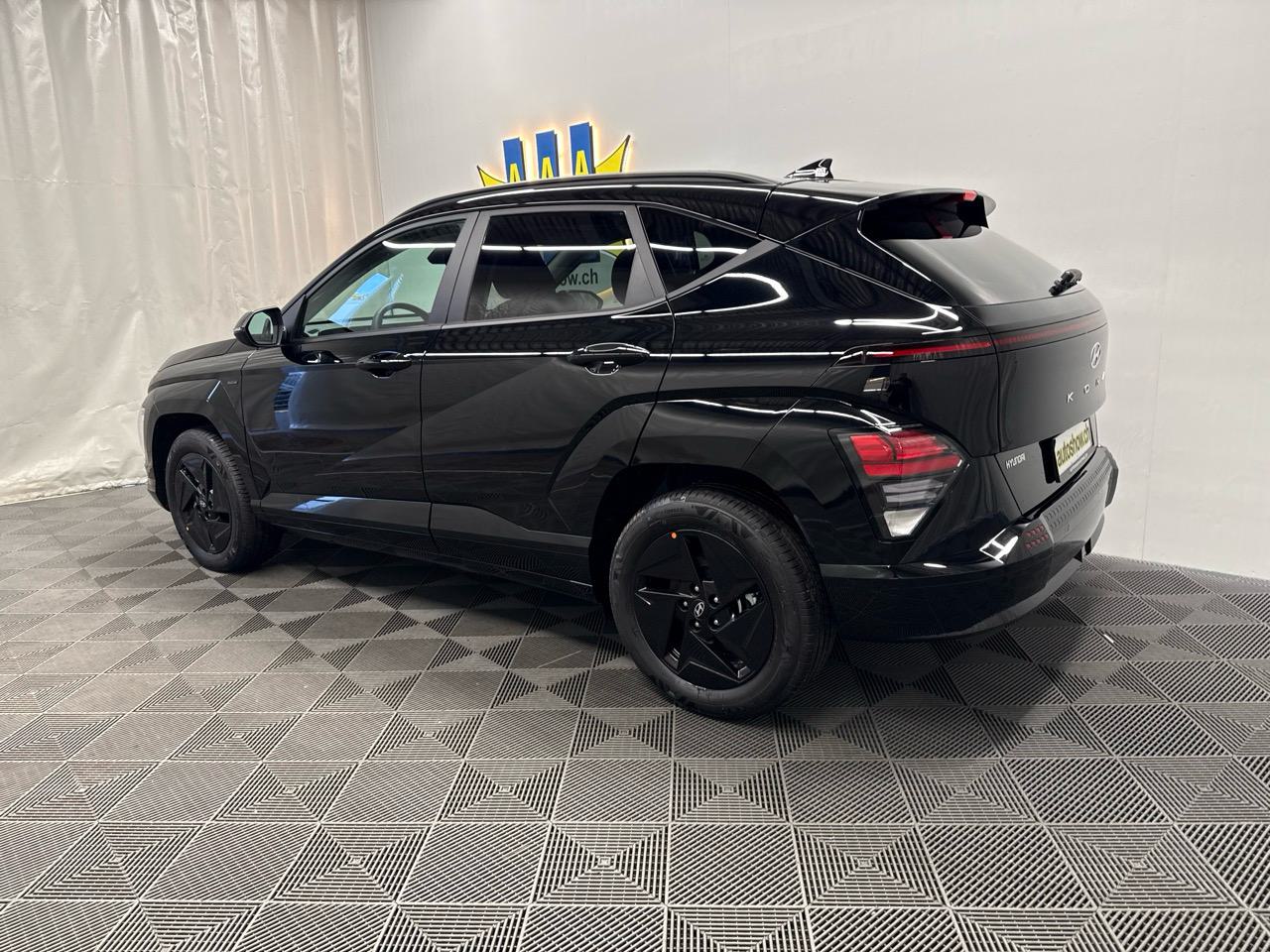 HYUNDAI Kona EV 65.4 kWh Black Line-image-1