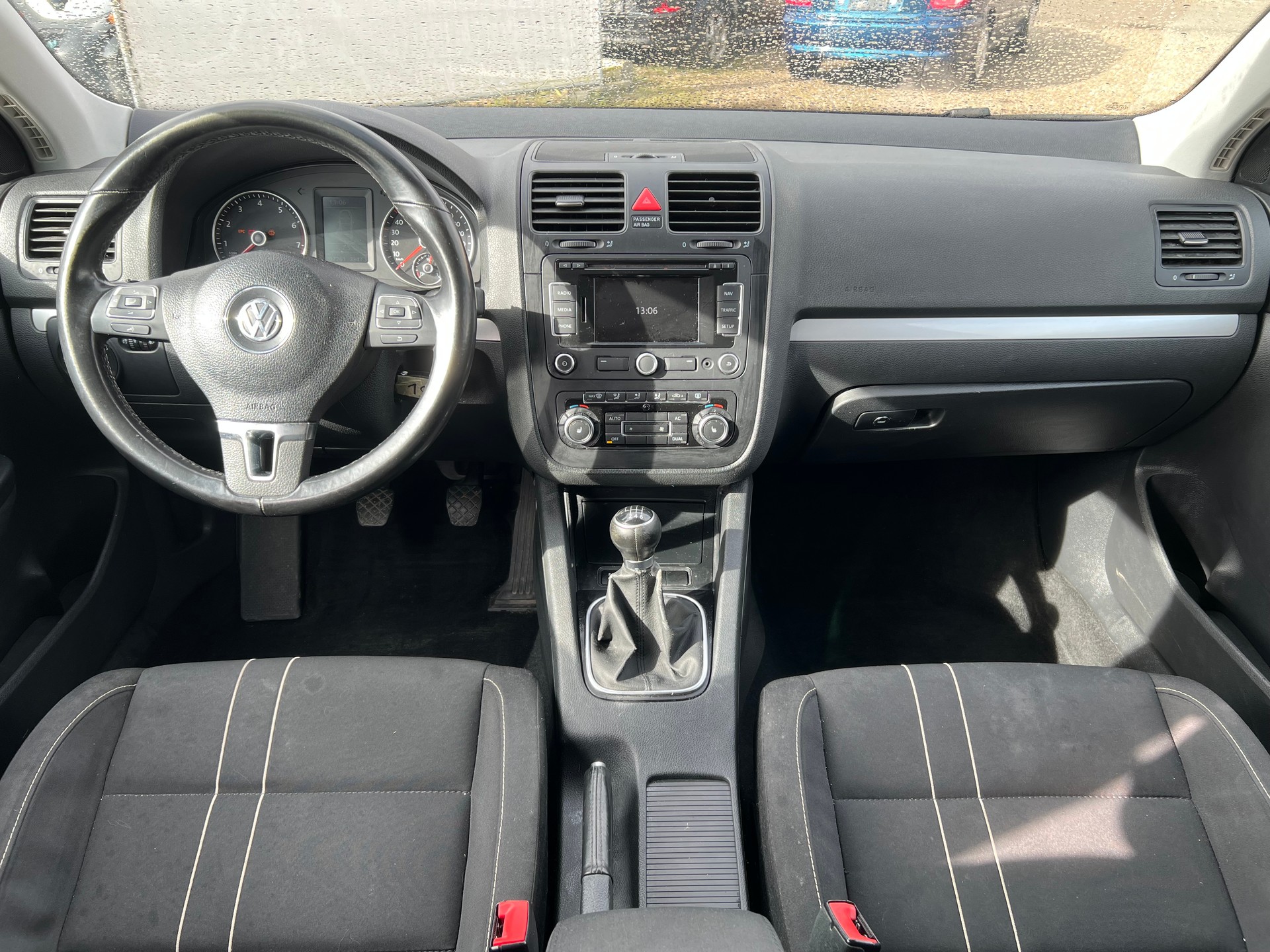 VW Jetta 1.4 TSI Highline-image-12