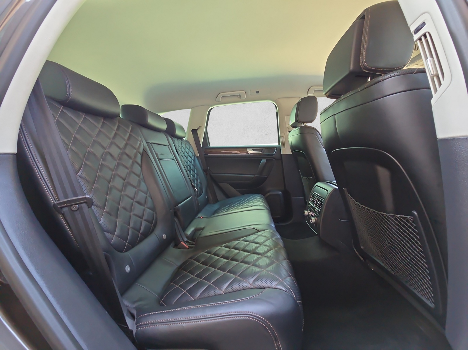 VW Touareg 3.0 TDI BMT Exclusiv Edition Tiptronic-image-9