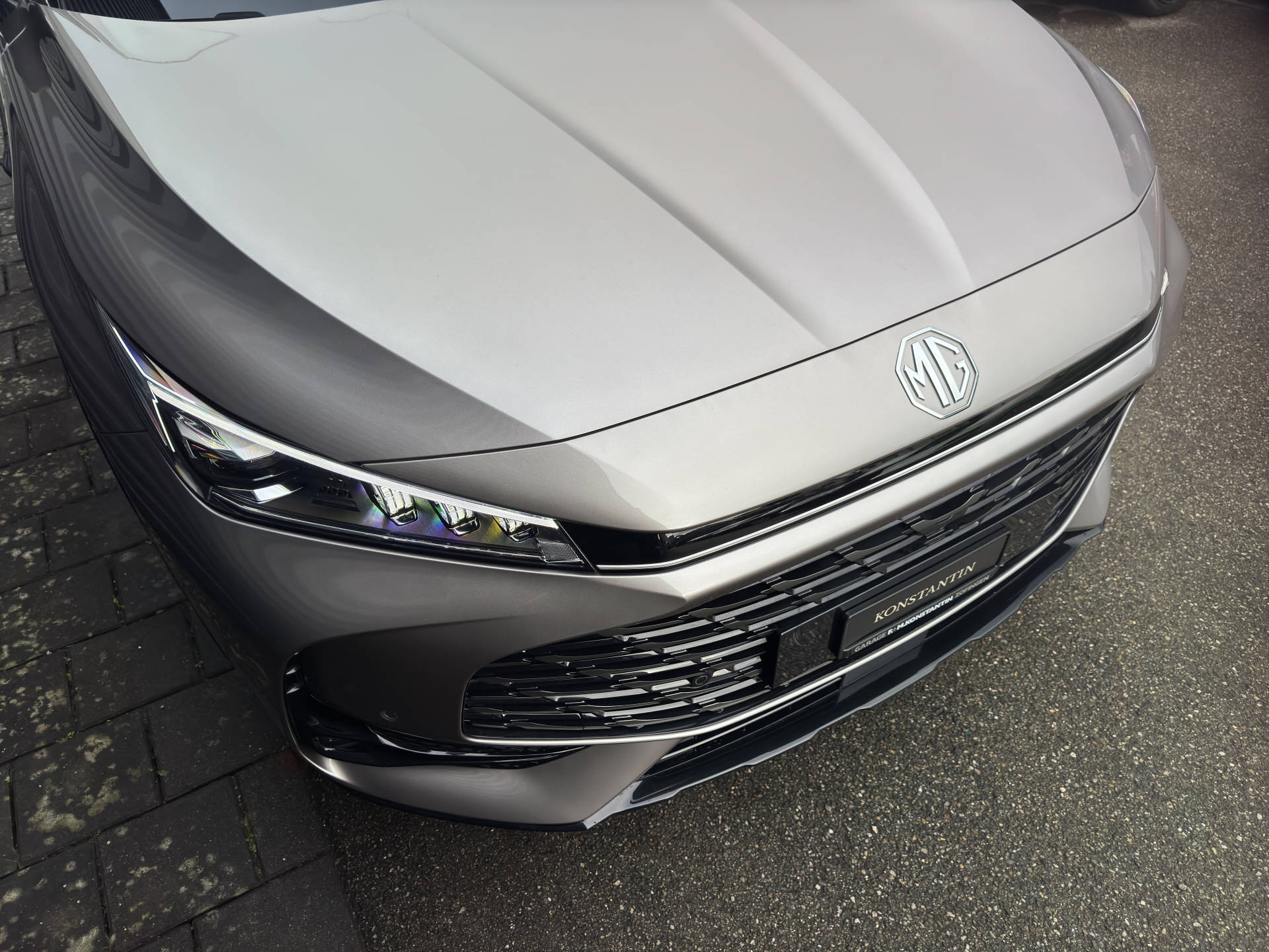 MG HS 1.5 PHEV Luxury-image-7