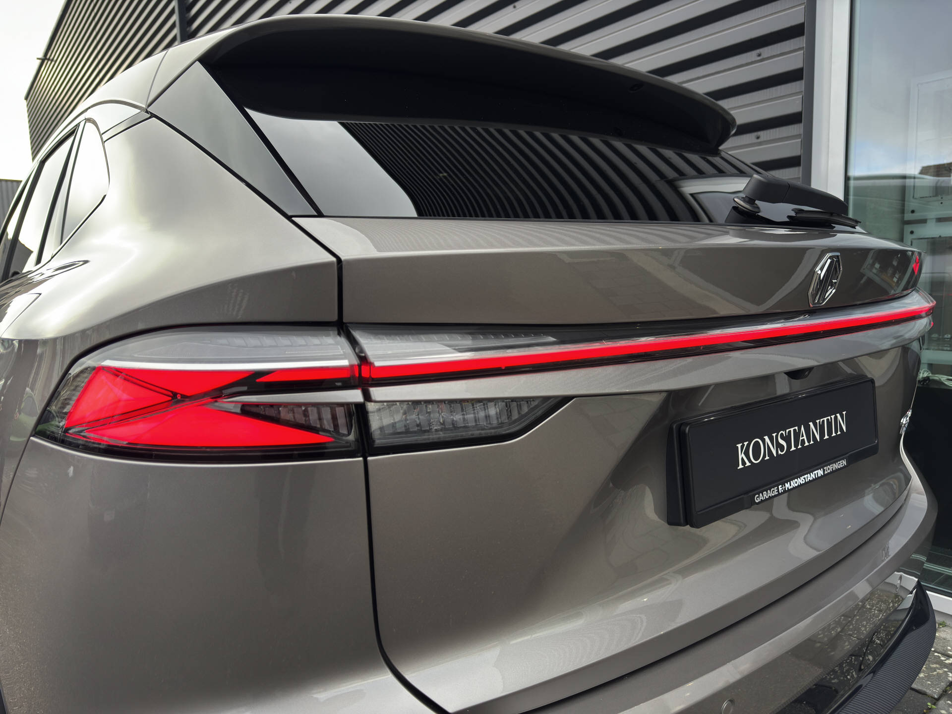 MG HS 1.5 PHEV Luxury-image-8