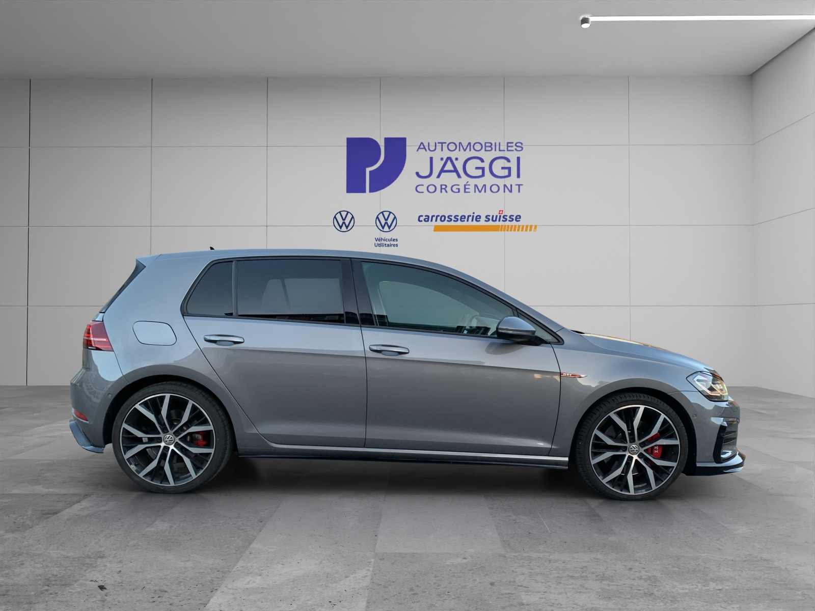 VW Golf 2.0 TSI GTI Perform.-image-7
