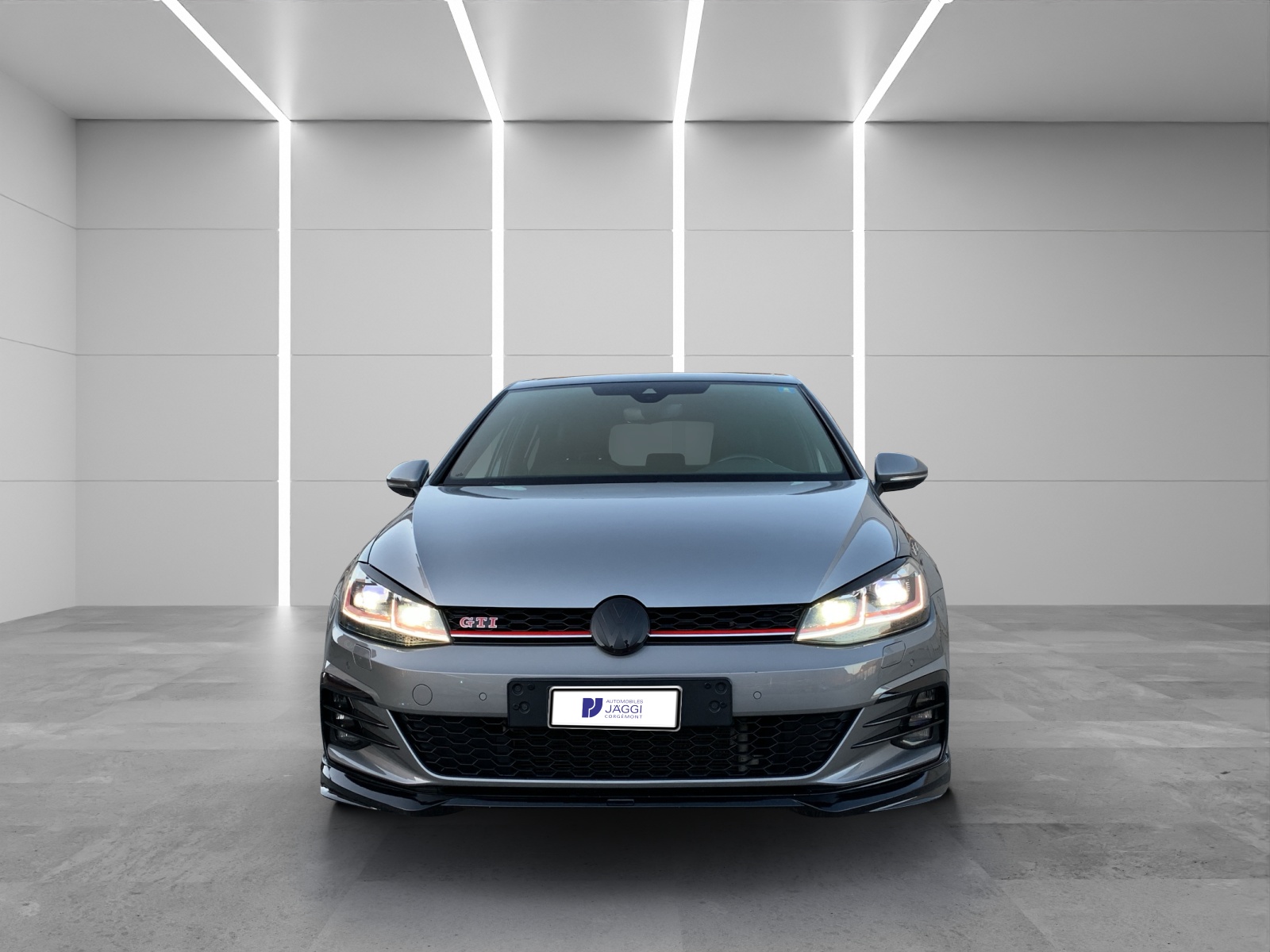 VW Golf 2.0 TSI GTI Perform.-image-5