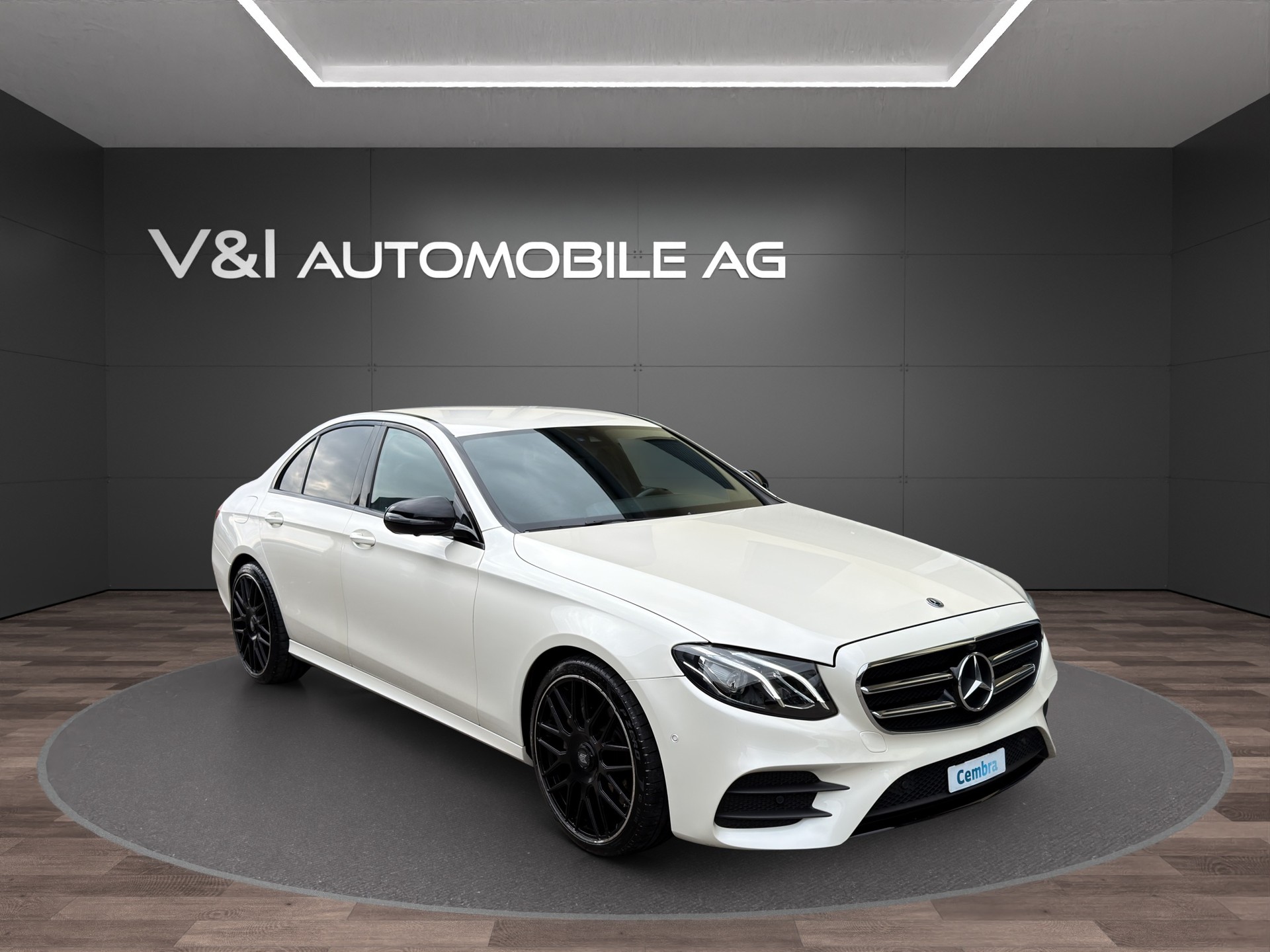 MERCEDES-BENZ E 350 AMG Line 9G-Tronic-image-1
