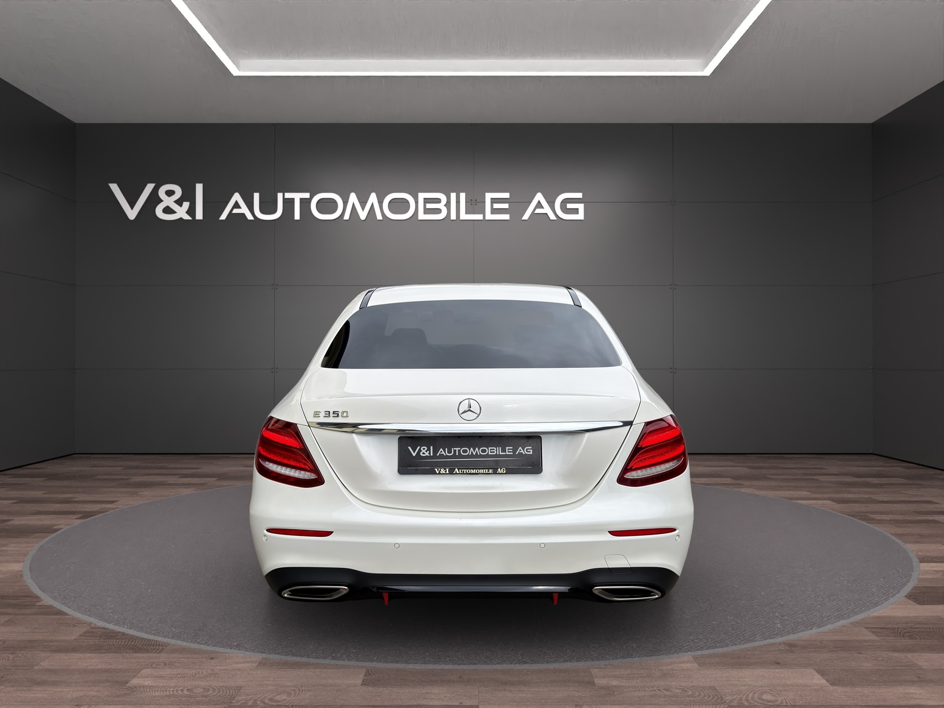 MERCEDES-BENZ E 350 AMG Line 9G-Tronic-image-5