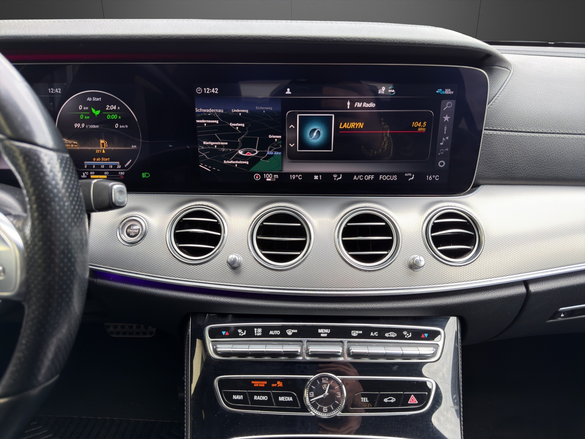 MERCEDES-BENZ E 350 AMG Line 9G-Tronic-image-11