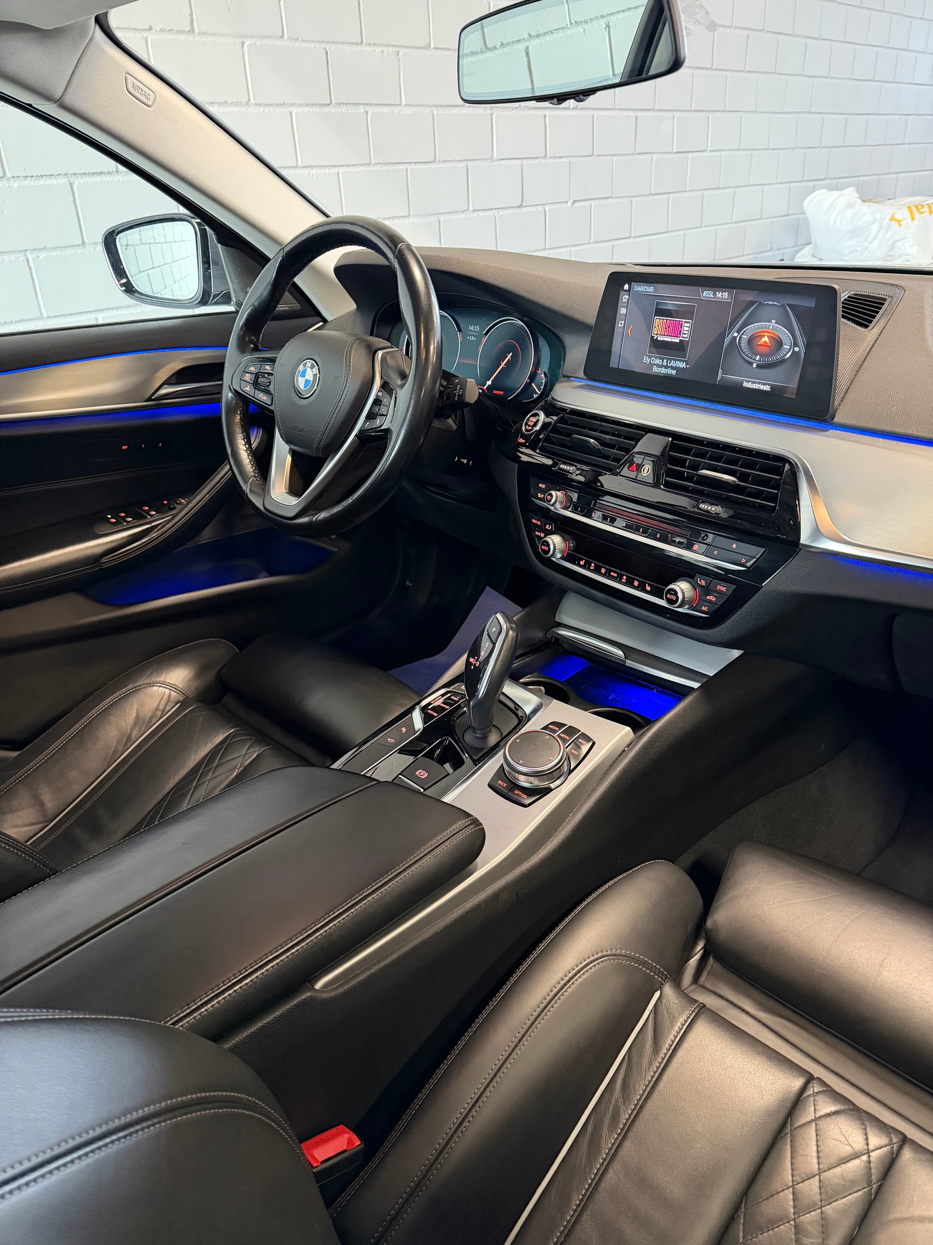 BMW 530d xDrive Touring Sport Line Steptronic-image-7