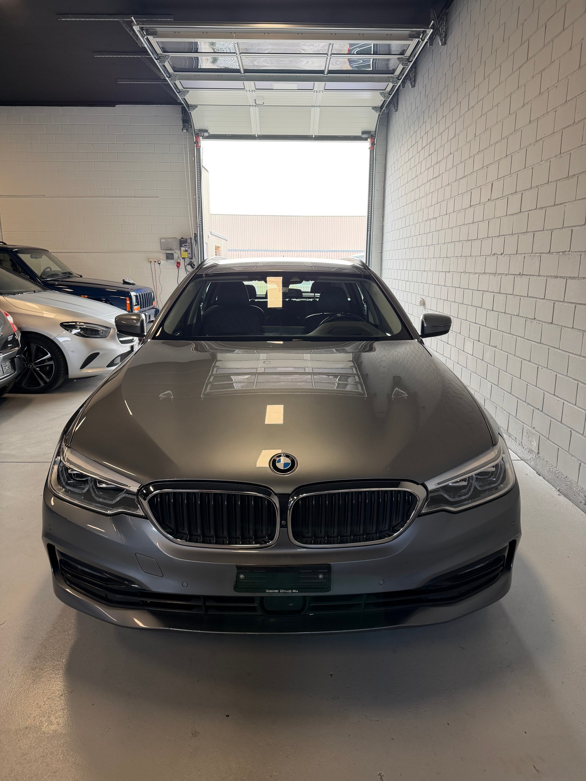 BMW 530d xDrive Touring Sport Line Steptronic-image-3