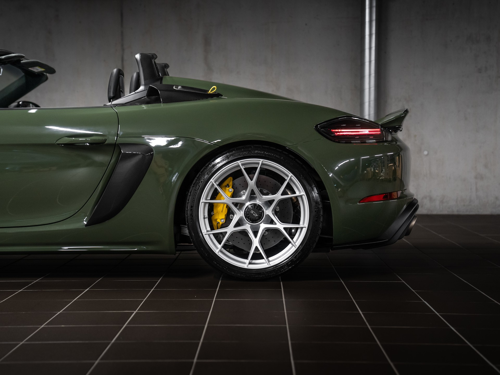 PORSCHE 718 Boxster Spyder RS PDK-image-3