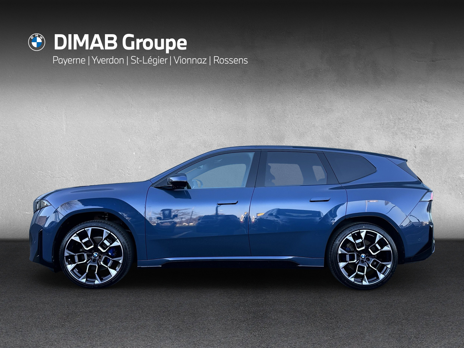 BMW iX3 50 xDrive M Sport **Action de leasing à 0.9% avec assurance et roues hiver**-showroom-element-1