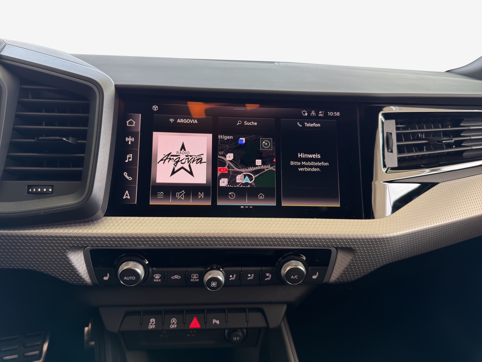 AUDI A1 Sportback 30 TFSI Attraction S-tronic-image-10