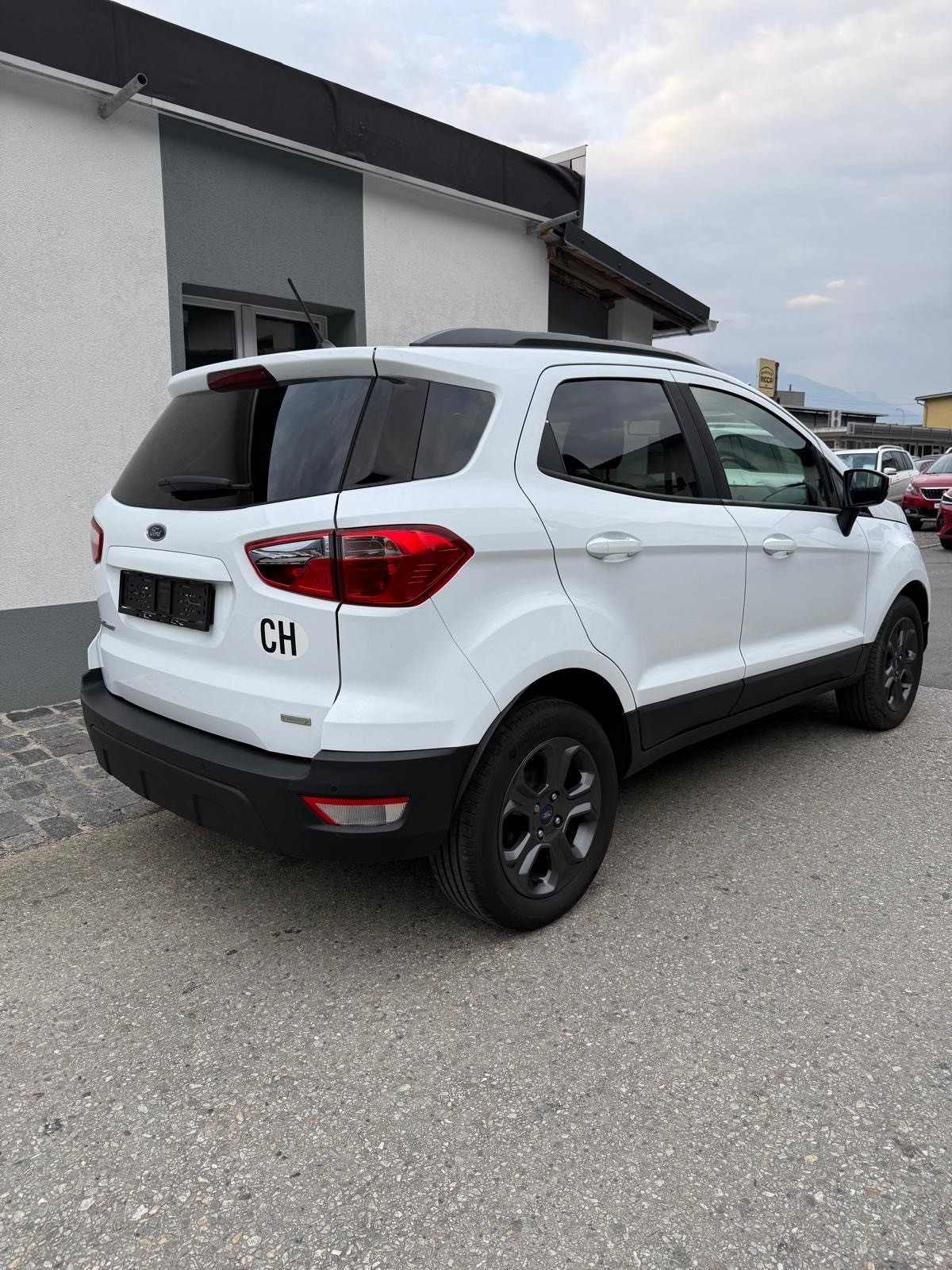 FORD EcoSport 1.0 SCTi Trend-image-5