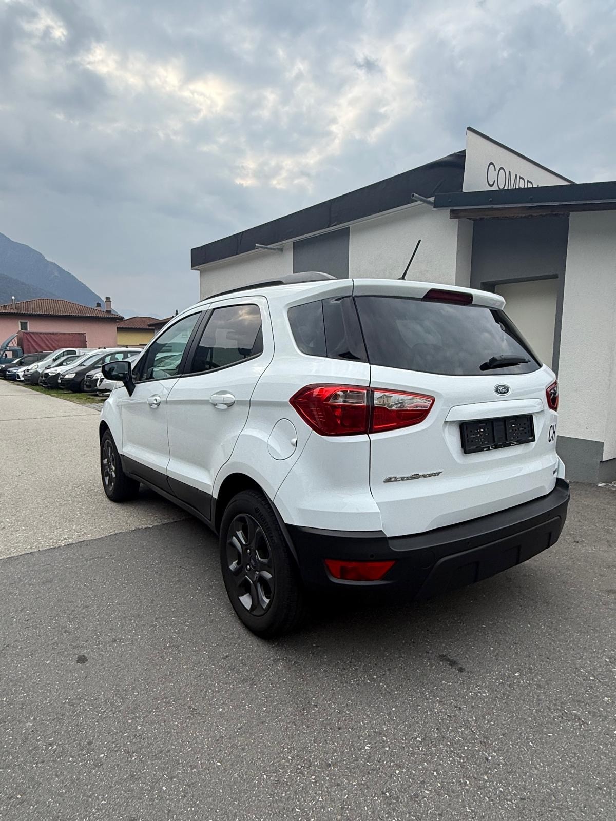 FORD EcoSport 1.0 SCTi Trend-image-4