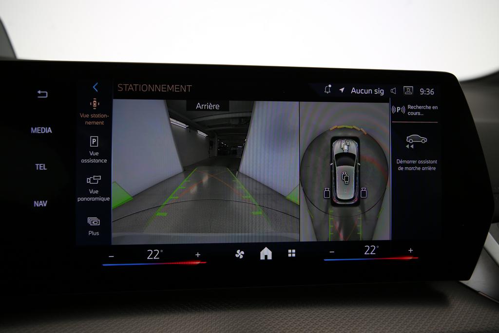 BMW 223d xDrive Active Tourer-image-7