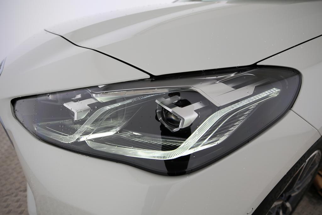 BMW 223d xDrive Active Tourer-image-16
