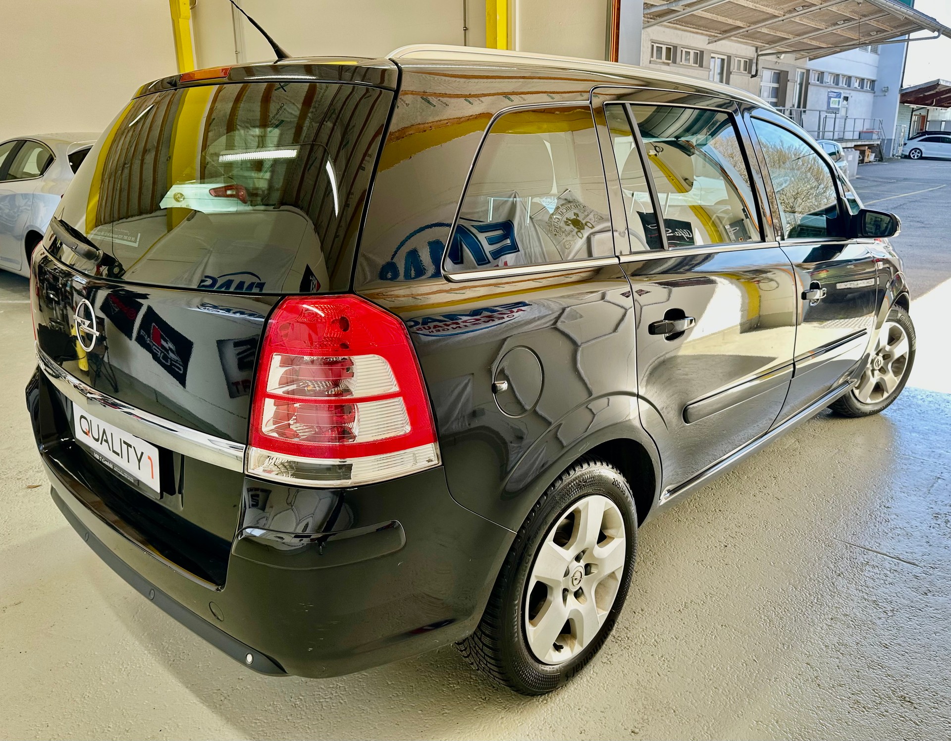 OPEL Zafira 2.2i 16V Enjoy-image-5