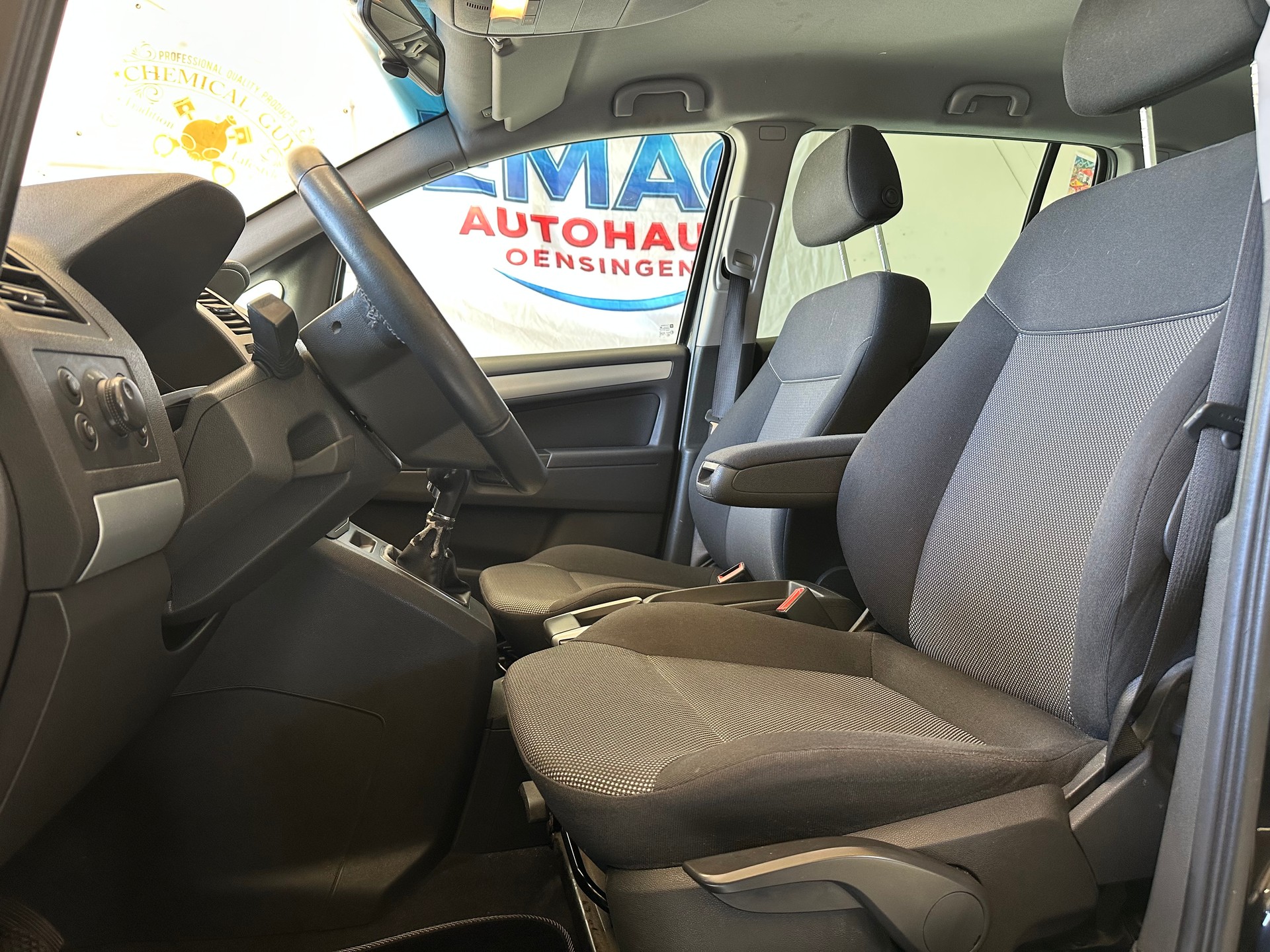 OPEL Zafira 2.2i 16V Enjoy-image-8