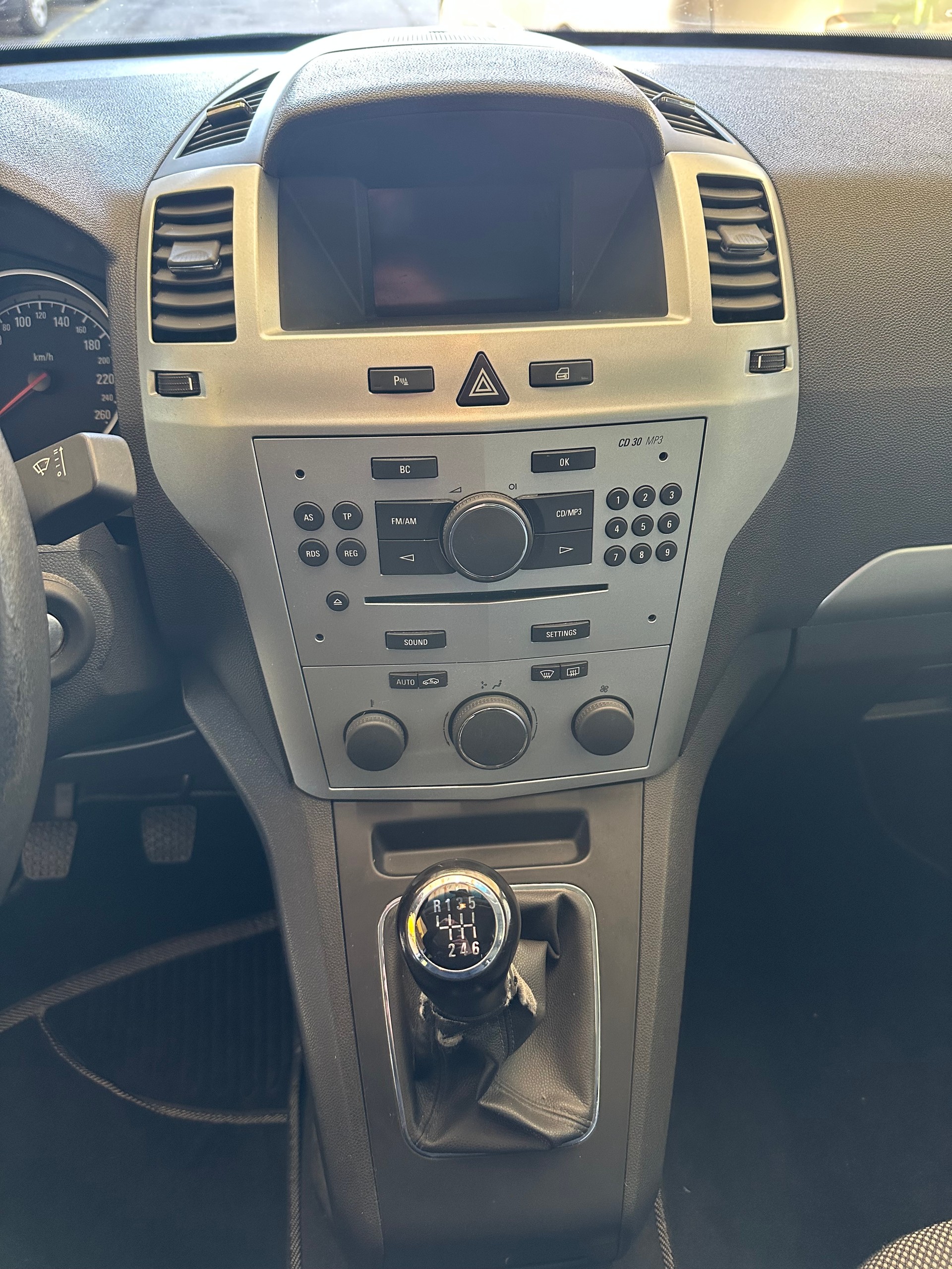 OPEL Zafira 2.2i 16V Enjoy-image-10