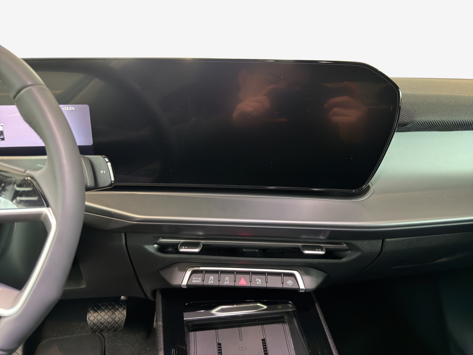 AUDI Q3 SUV 110 kW TFSI S tronic-image-10