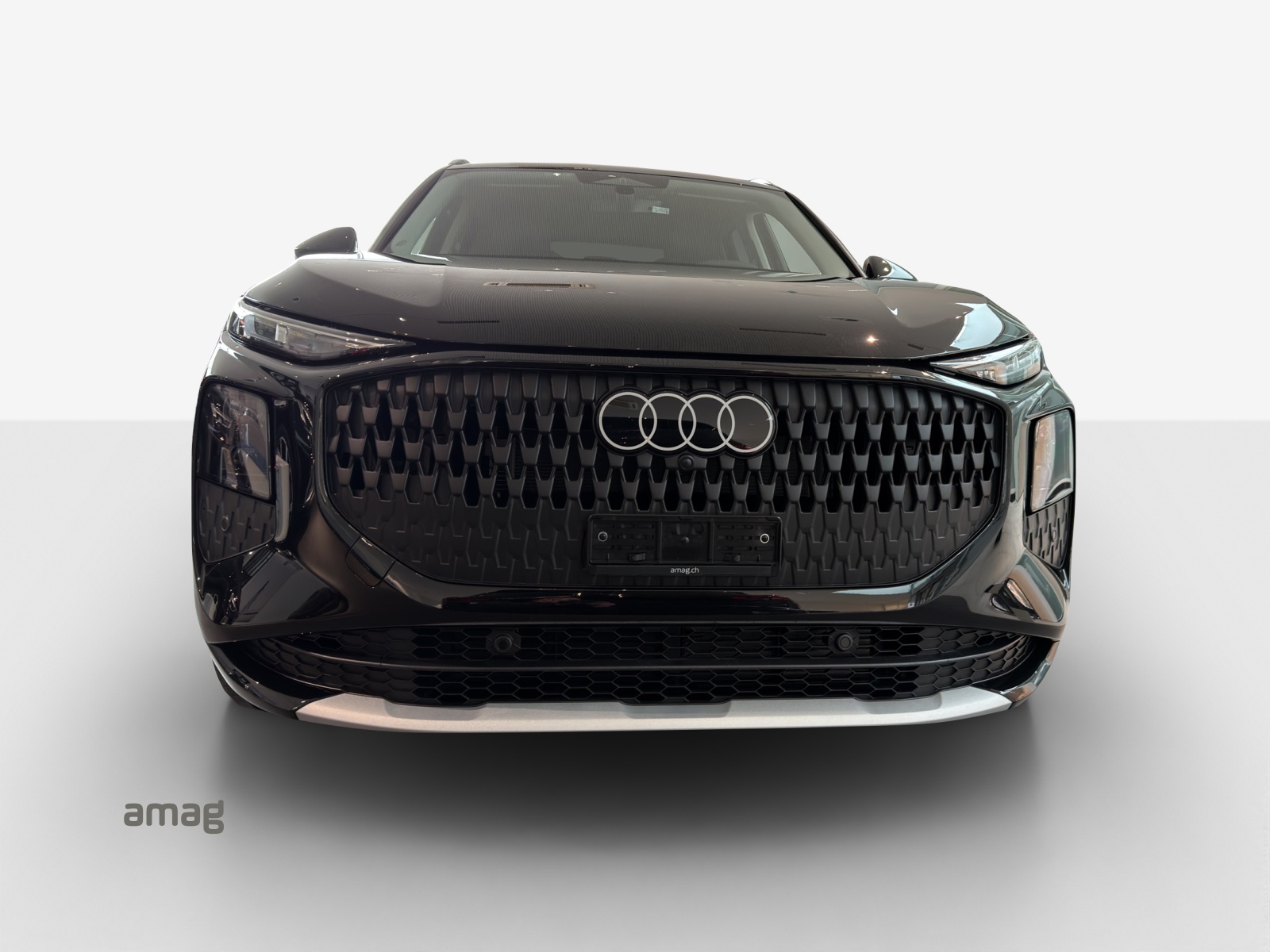 AUDI Q3 SUV 110 kW TFSI S tronic-image-6